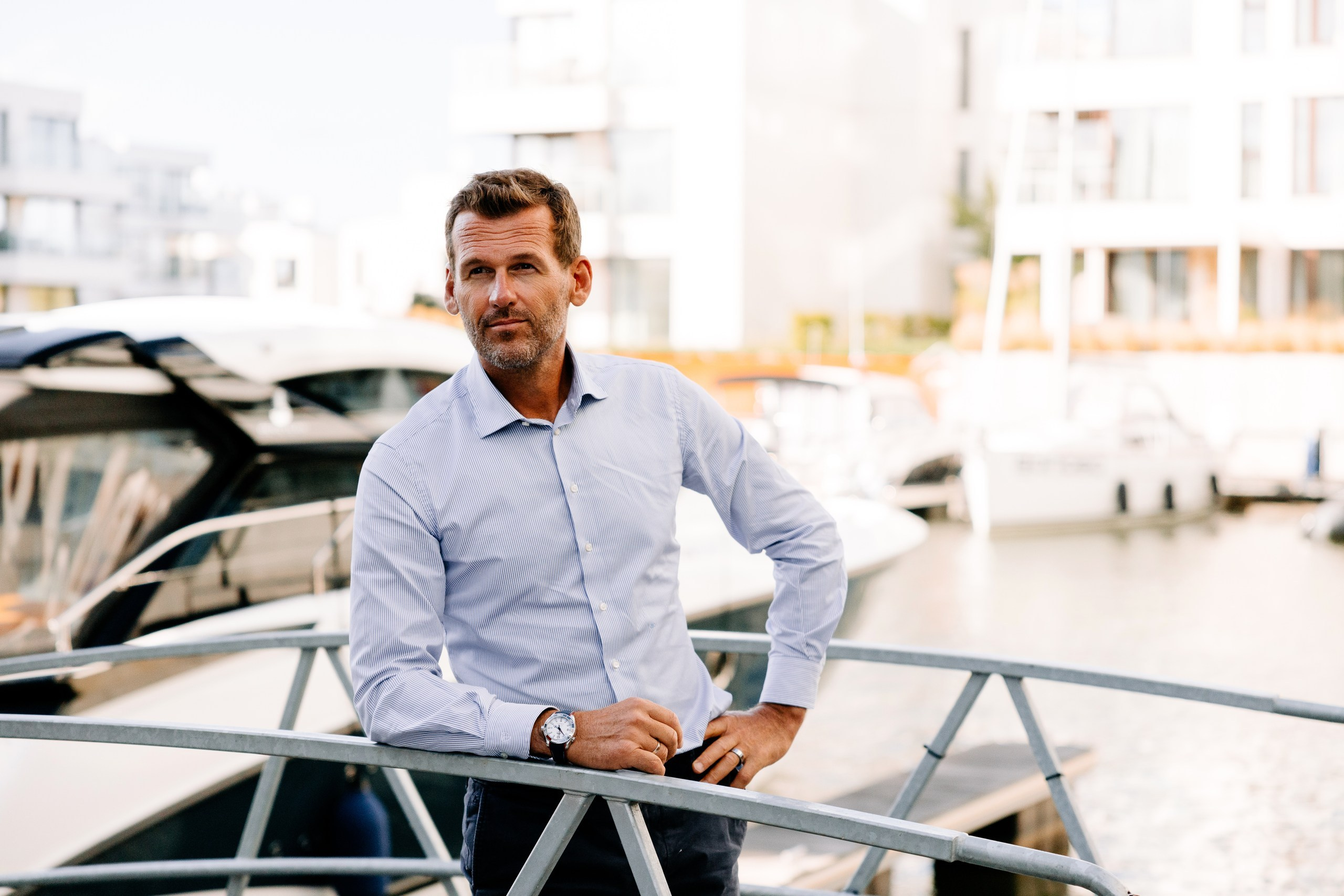 Dekpol Developer - Sesja Biznesowa dla Mateusza Kusznierewicza. Fotograf Ślubny Warszawa - Sesje Biznesowe Rodzinne Eventy