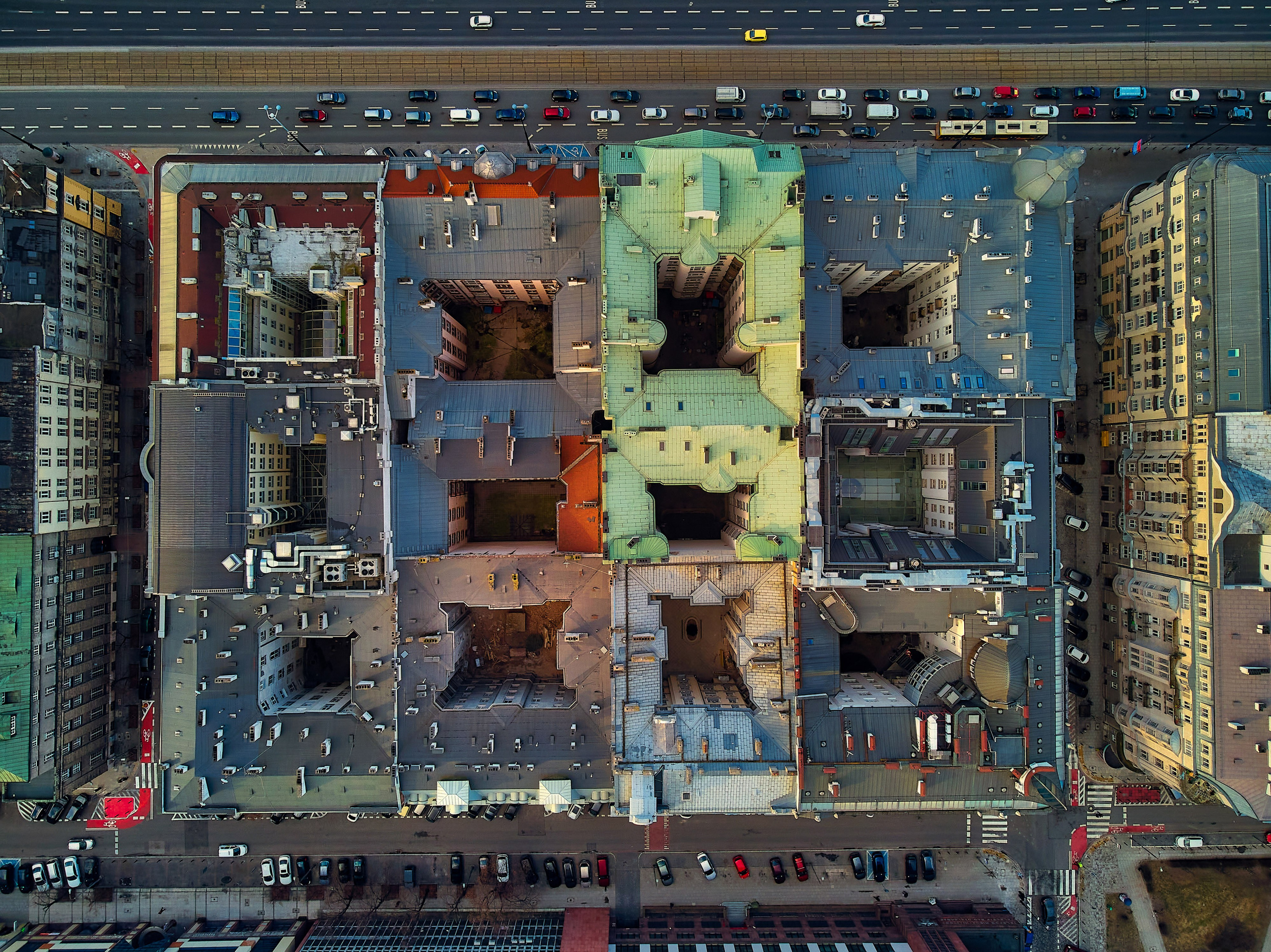 „Mam tak samo jak Ty…” - Warszawa z lotu ptaka. Andriej Szypilow — Photography & Videography