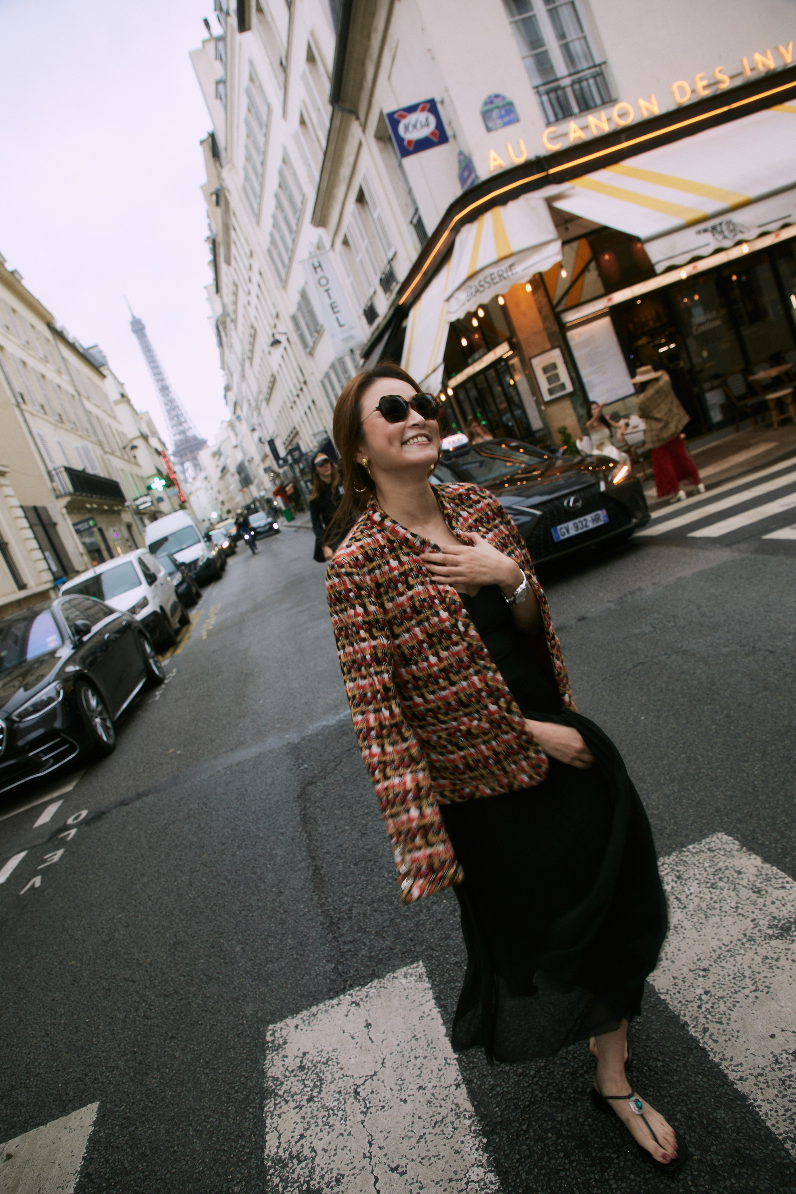 Friends. Photographer in Paris