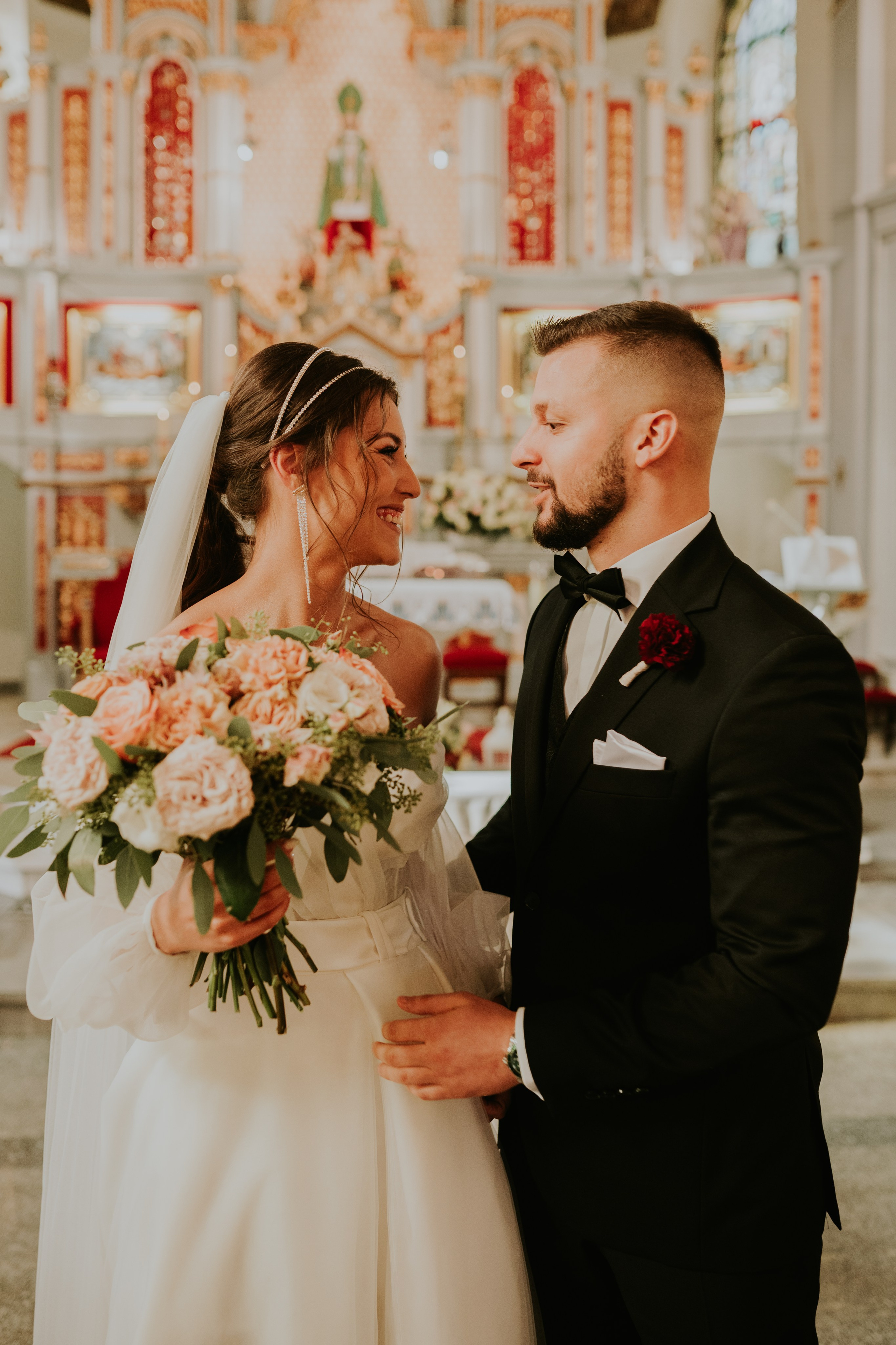 Sala Koralowa w Jaworzu: Opowieść o ślubie Nikoli i Kacpra. Karkowskafoto - fotografia miłości