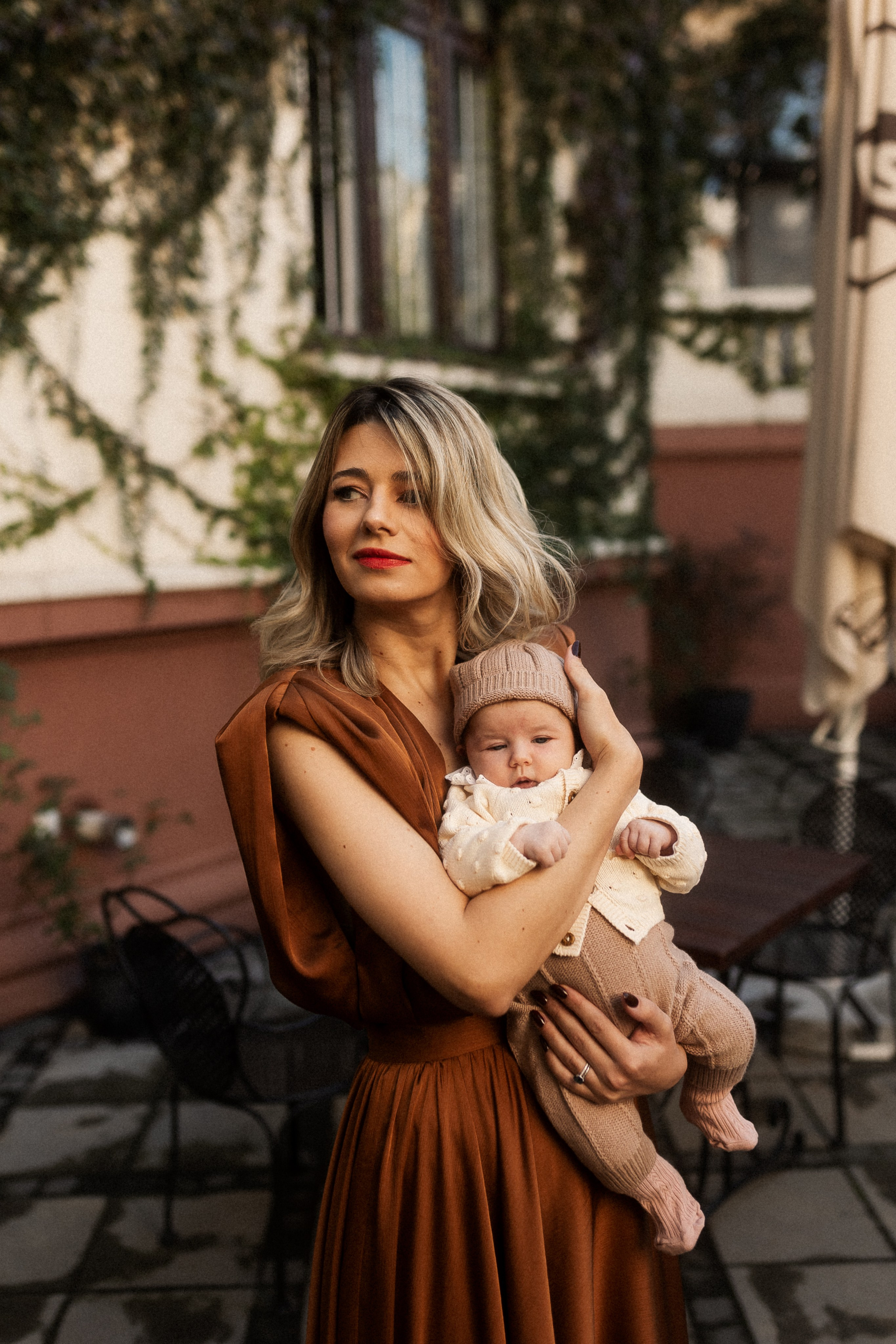 Fotograf profesionist pentru botez – imortalizează amintirile importante din viața micuțulu