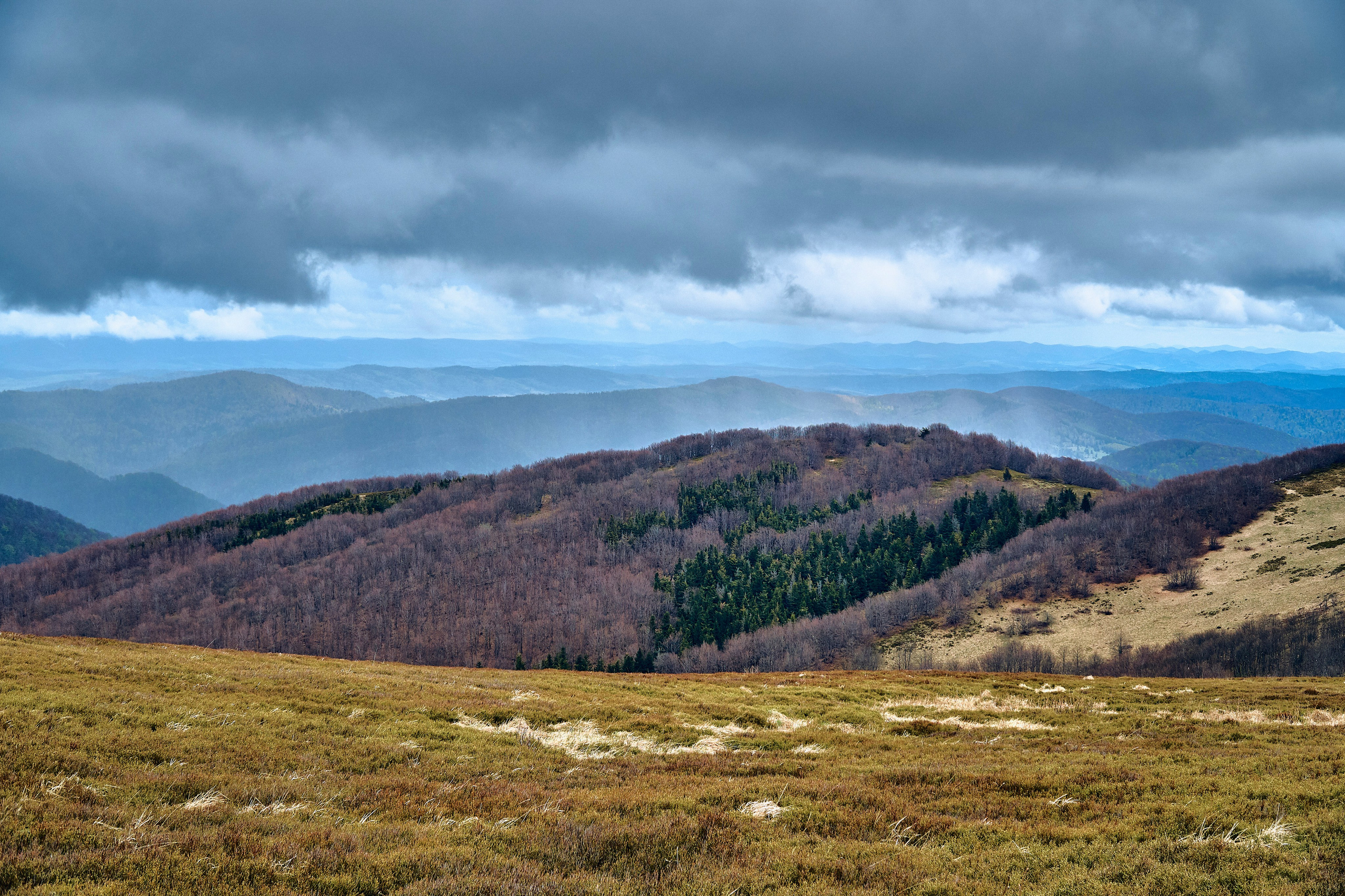Bieszczady - tu zatrzymuje się czas. Andriej Szypilow - Fotografia & Wideografia