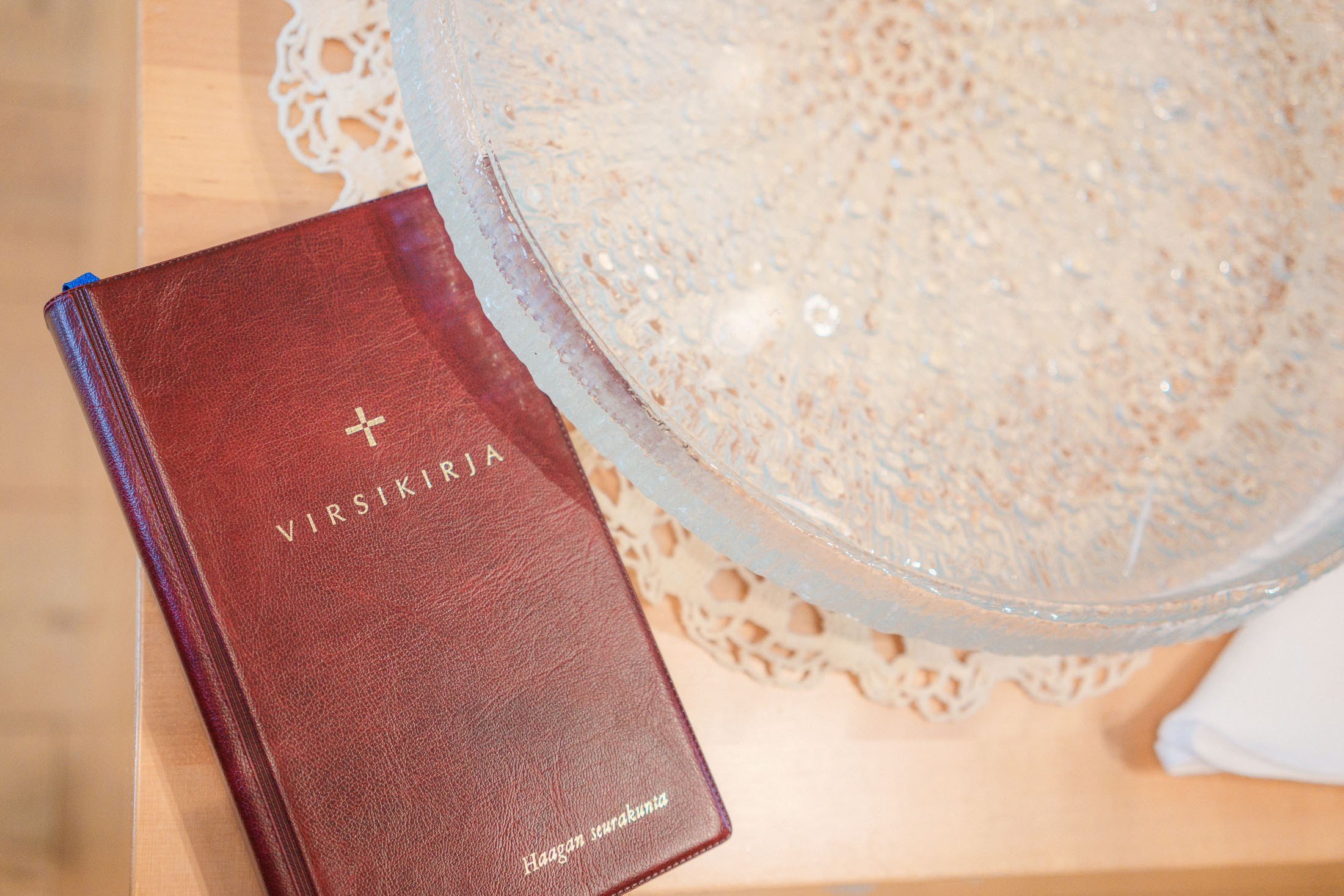 Ristiäisten kuvaus, Huopalahden kirkko