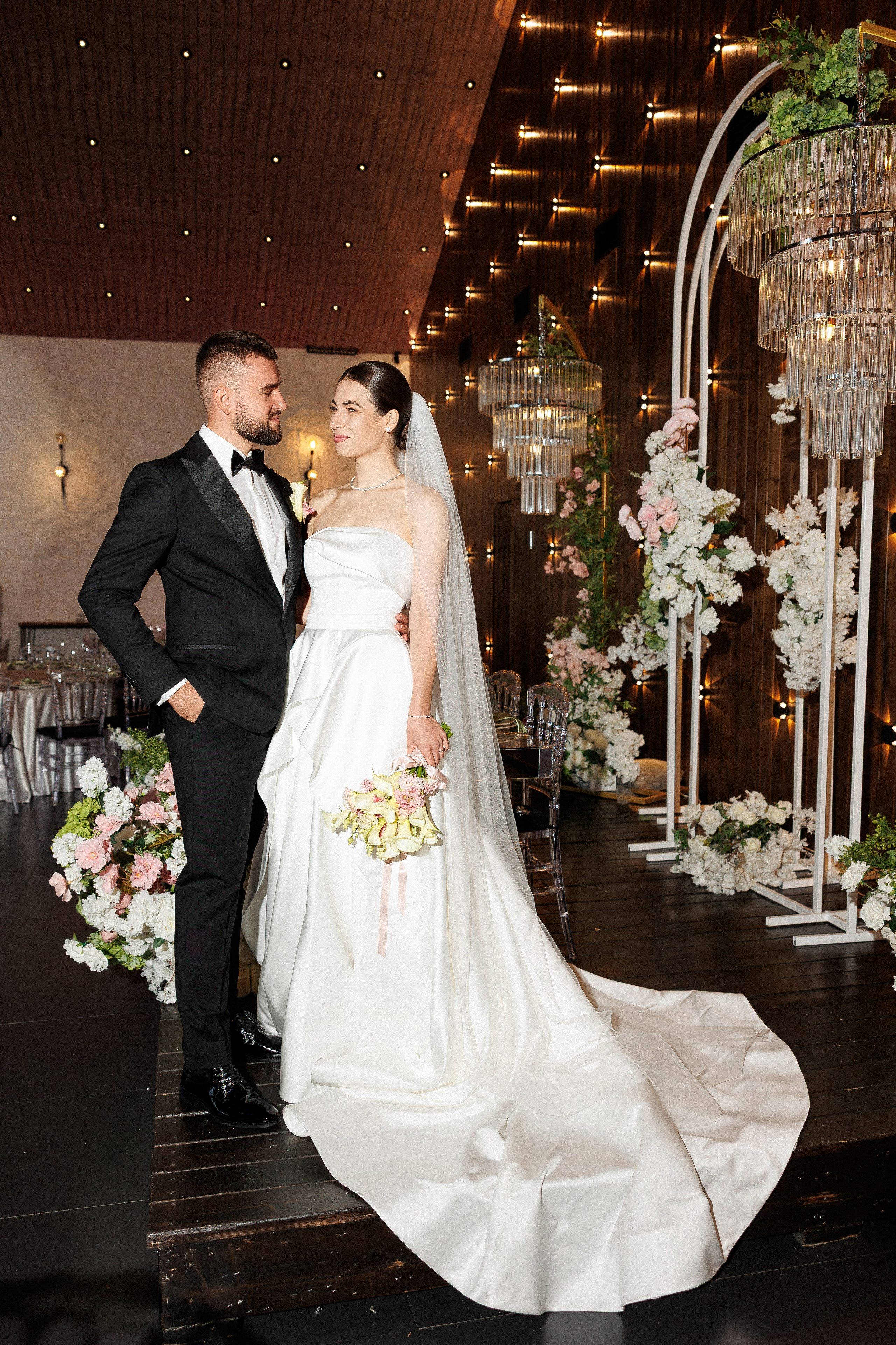 Gabriel & Evelina — Lago — Wedding Day. Servicii Foto și Video 067188353