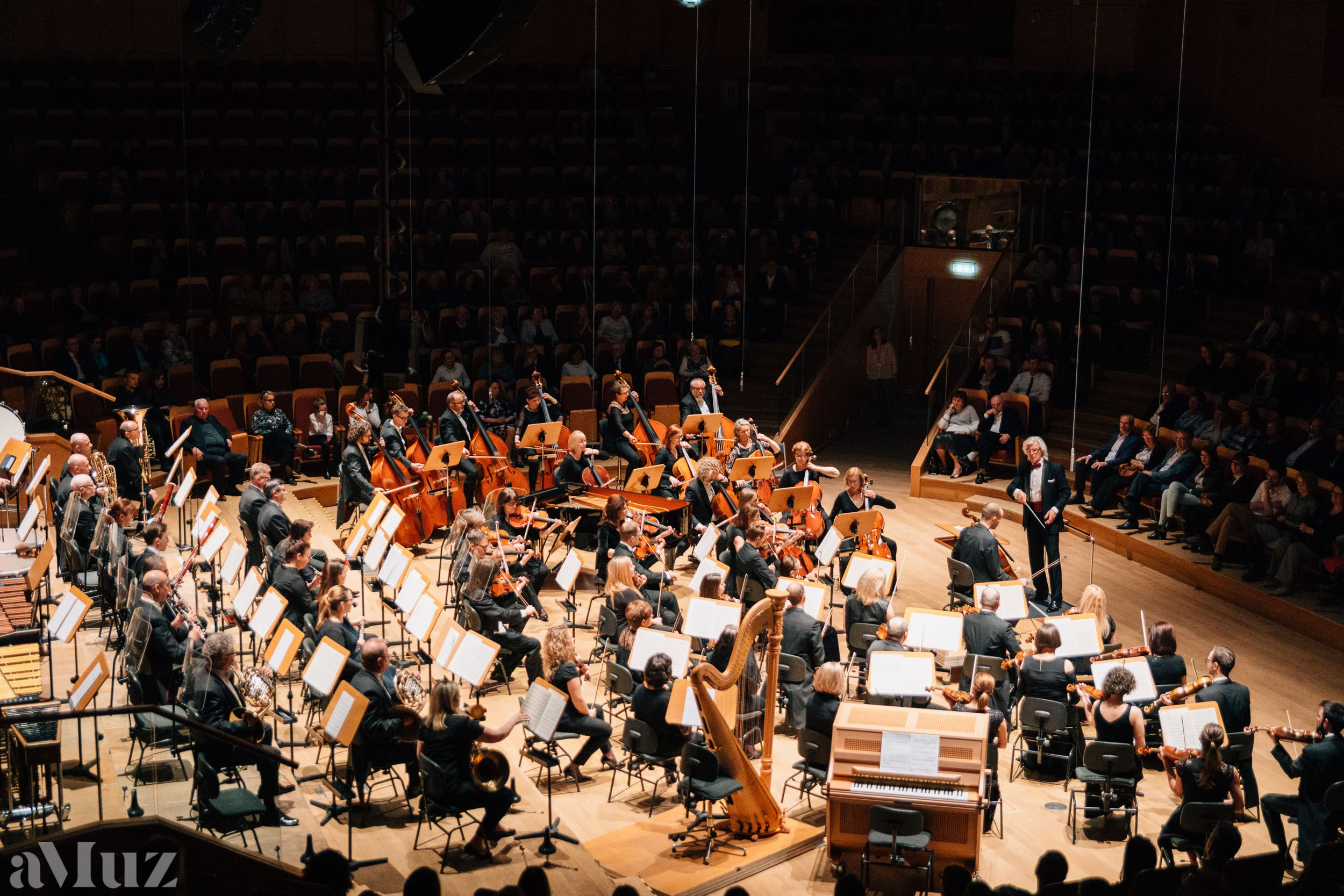 Filharmonia Bałtycka. Fotograf Ślubny Warszawa - Sesje Biznesowe Rodzinne Eventy