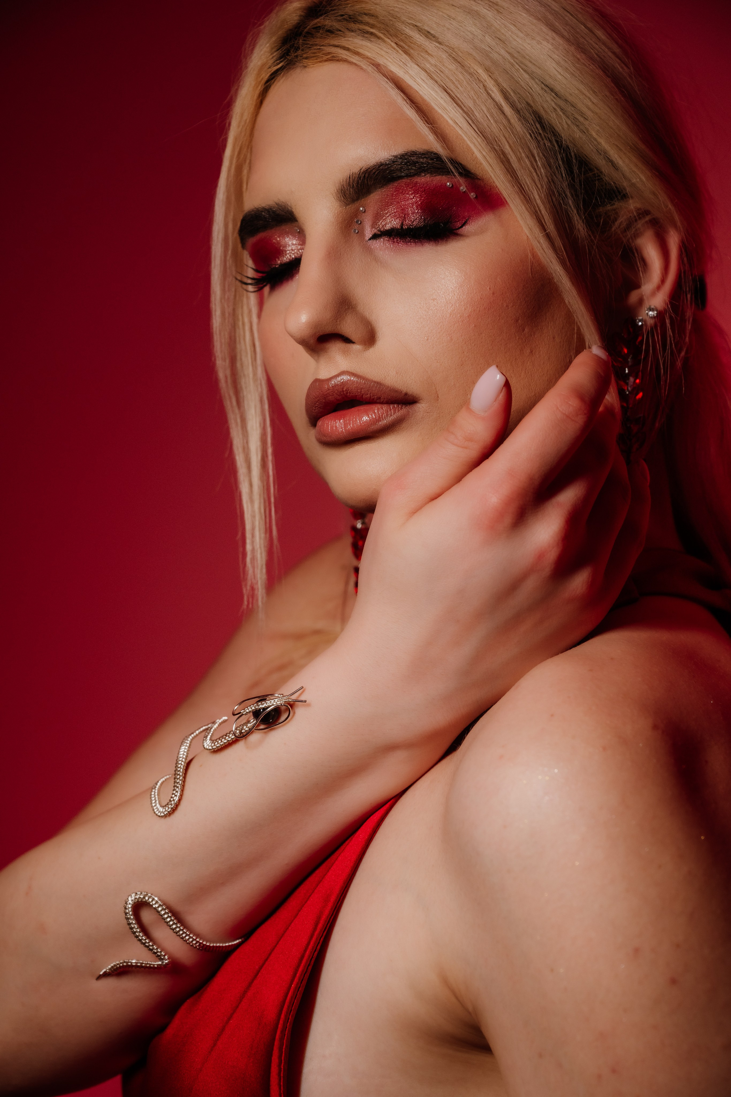 portret model studio - fotograf roman de nunta Belgia