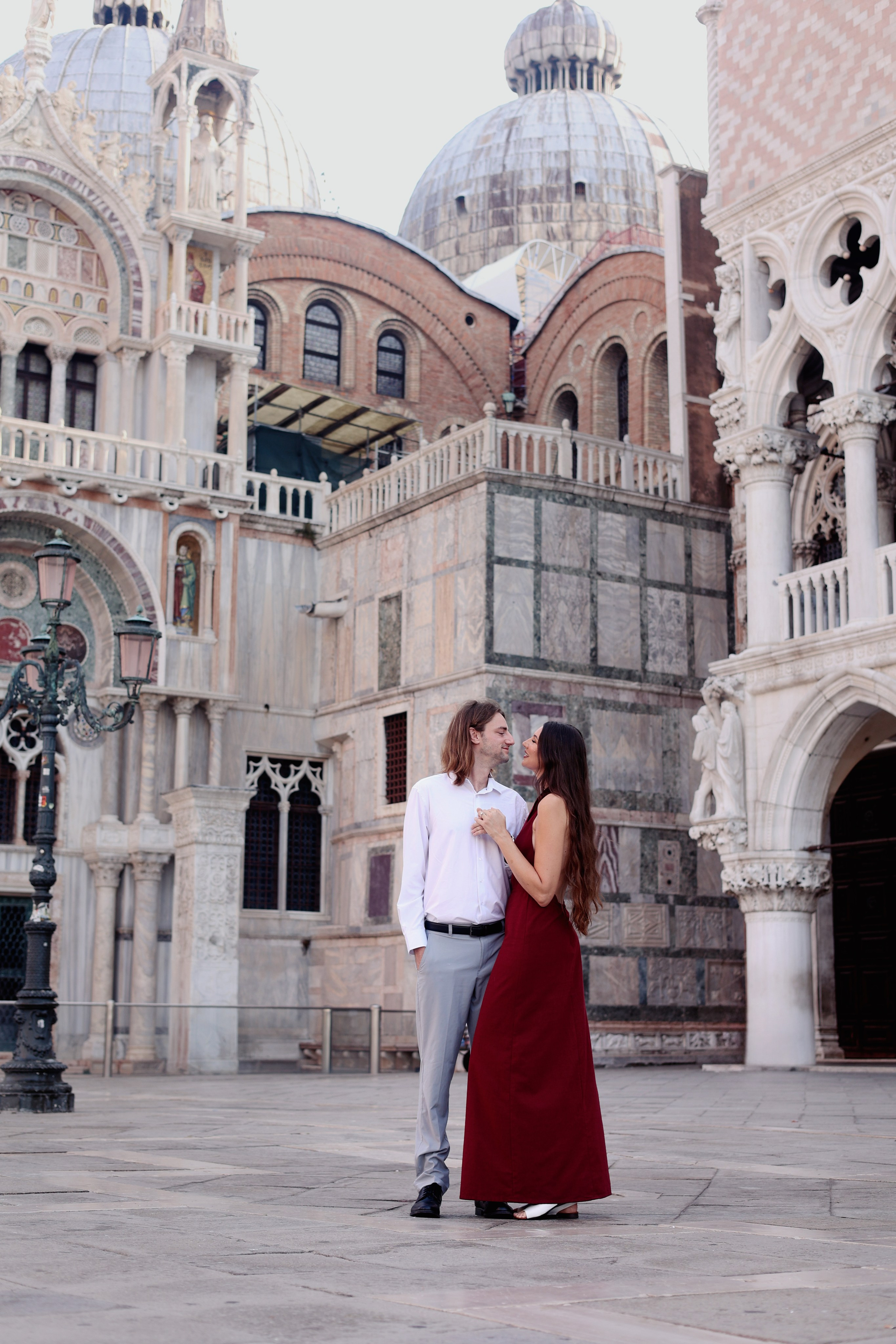 high-end couple photos Venice