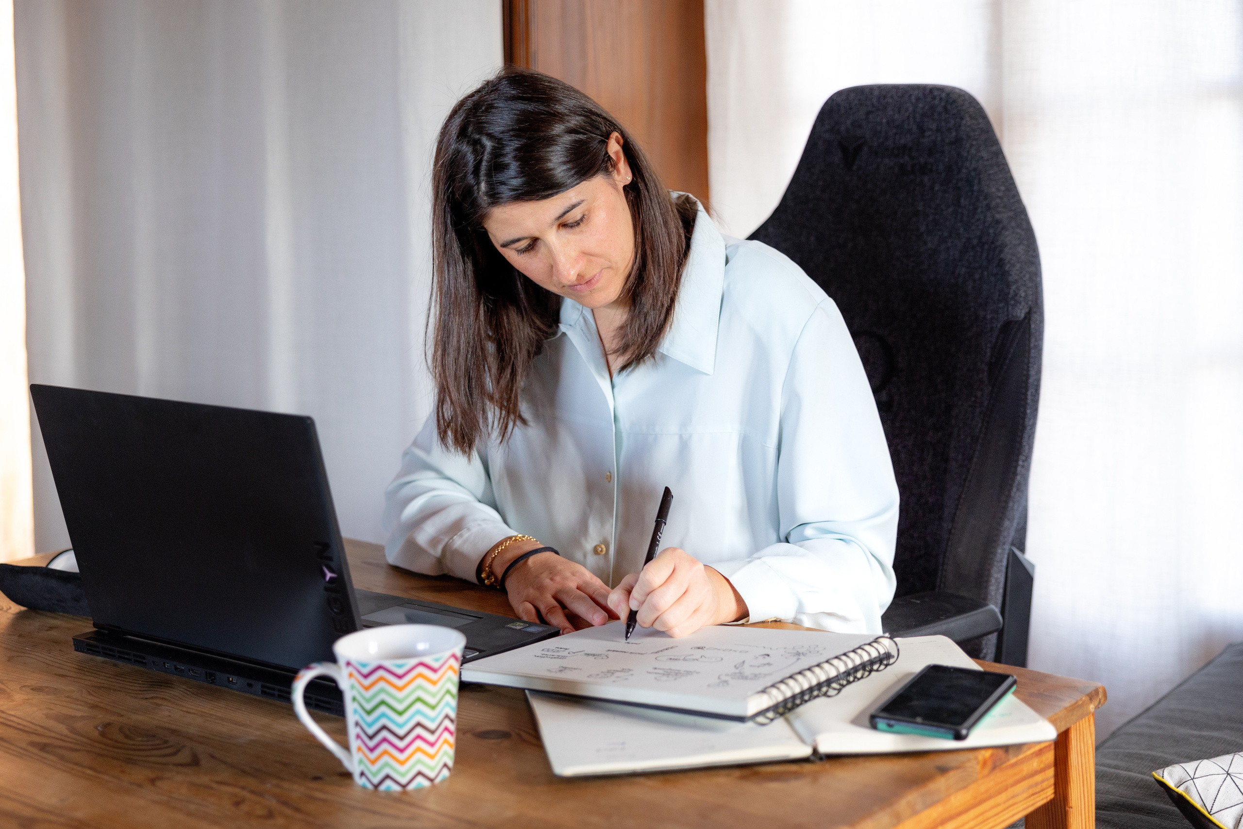 Branding session for Ines. Eugénie Smirnova — Photographe à Toulouse et dans le Sud-Ouest