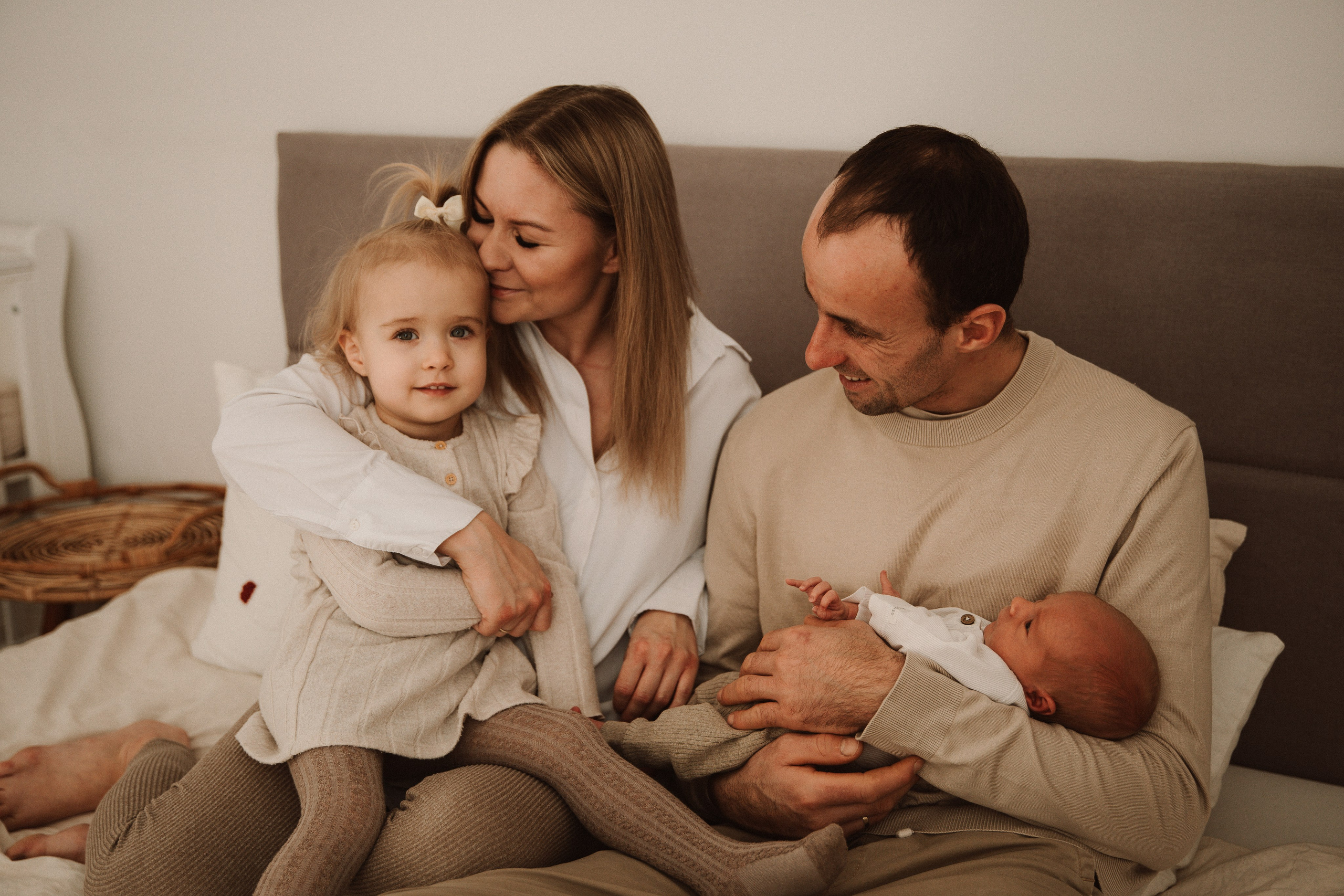 Pełna emocji fotografia sesja rodzinna i love story par zakochanych lifestyle | Natalia Malinowska Fotografia | Augustów Warszawa. Natalia Malinowska Fotografia | Fotograf ślubny i rodzinny Augustów Warszawa