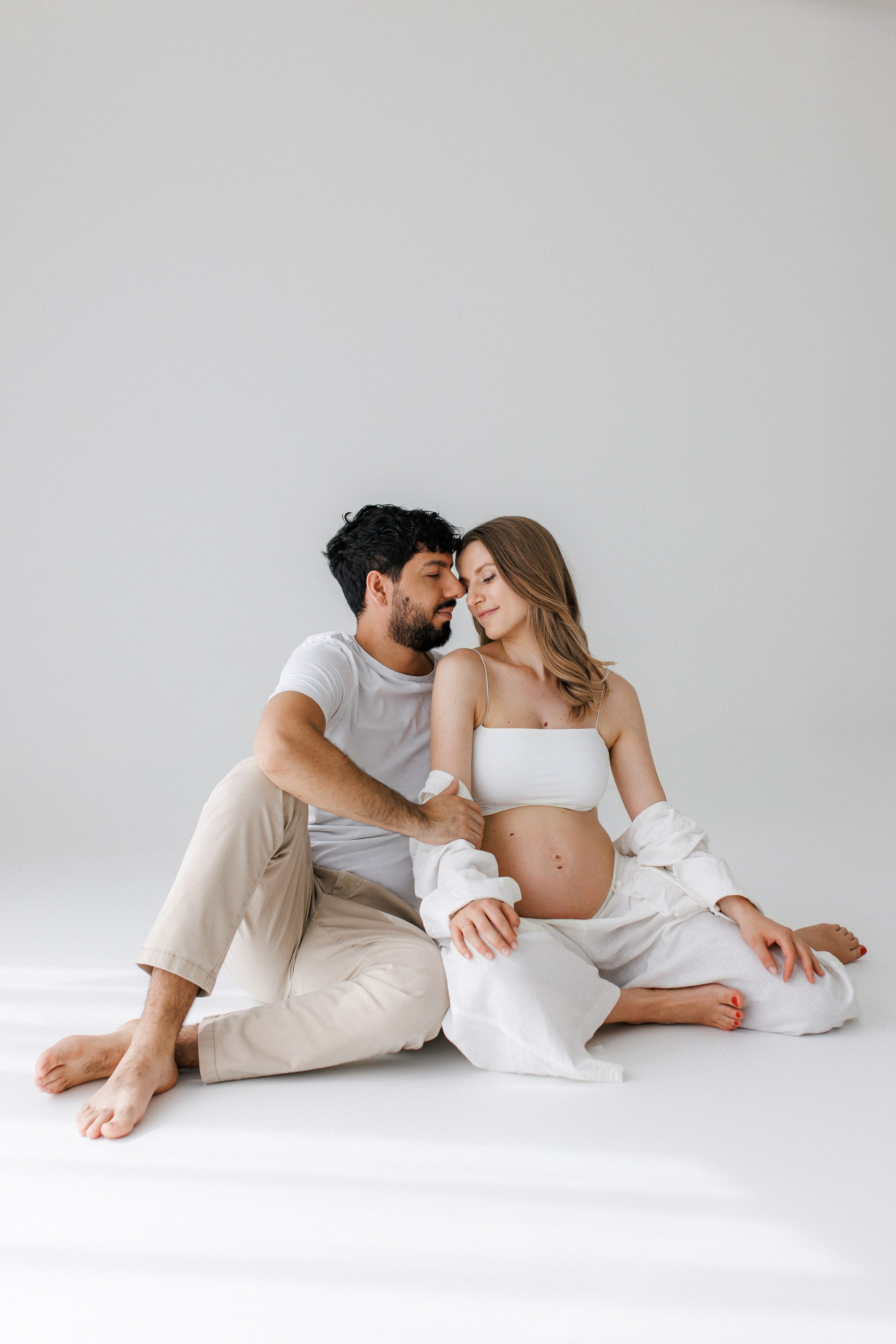 Schwangerschaftsfotografie in der Schweiz — Natürliche & lebendige Babybauchfotos in Zürich & Uster. Wedding and Family Photographer Switzerland and Italy. Valeria Diaz