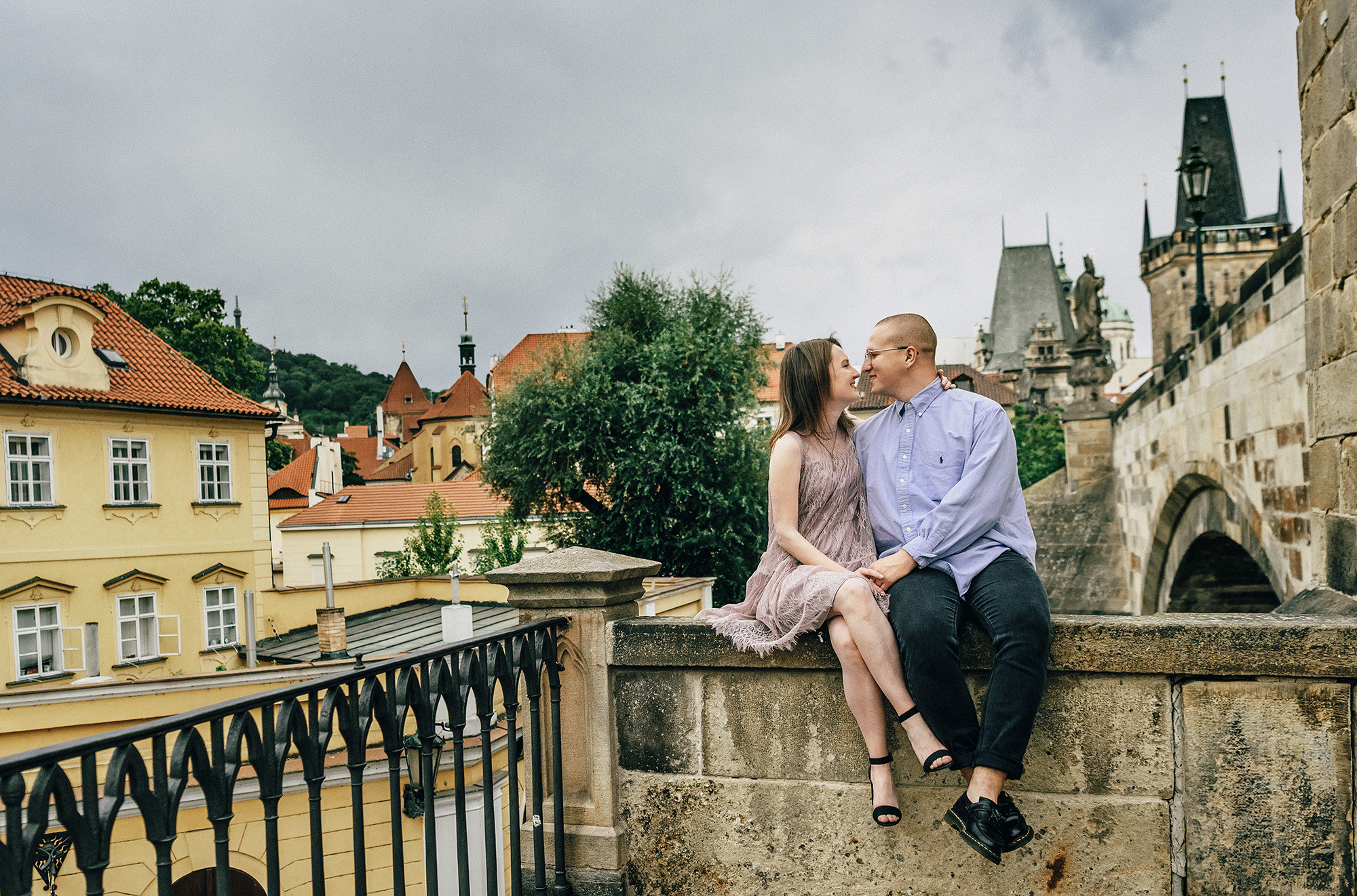 Катя и Сергей. Романтическая прогулка по Праге. Family and wedding photographer in Prague Natalia Fedori