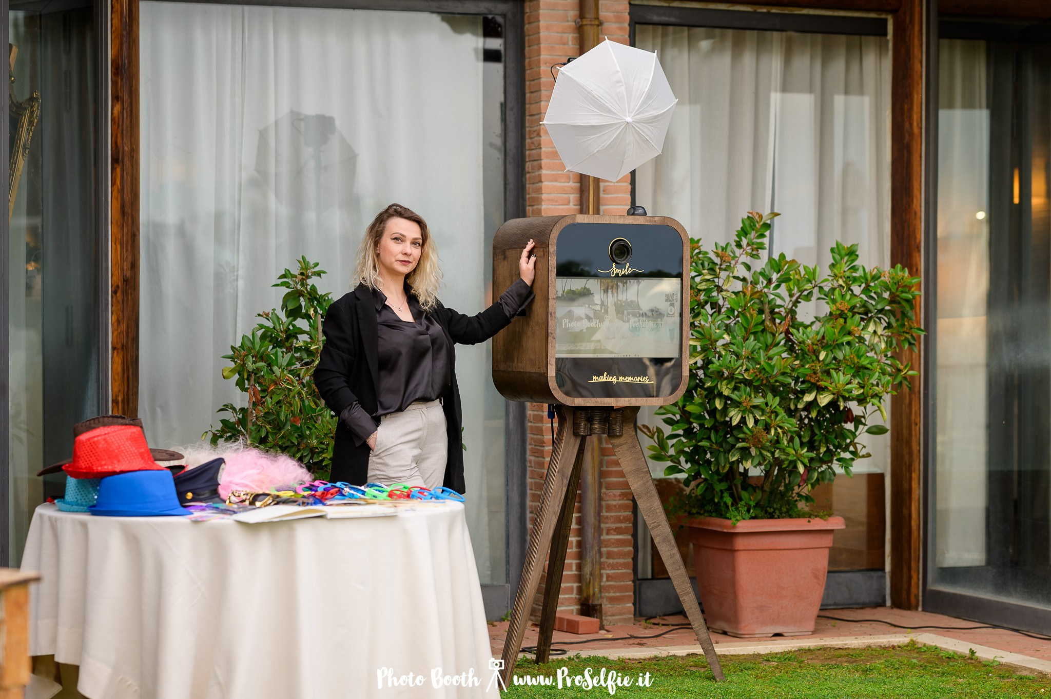 Photobooth Matrimonio | 10 motivi per noleggiare il photo booth. Fotografo Matrimonio a Roma | Servizio Fotografico Matrimonio