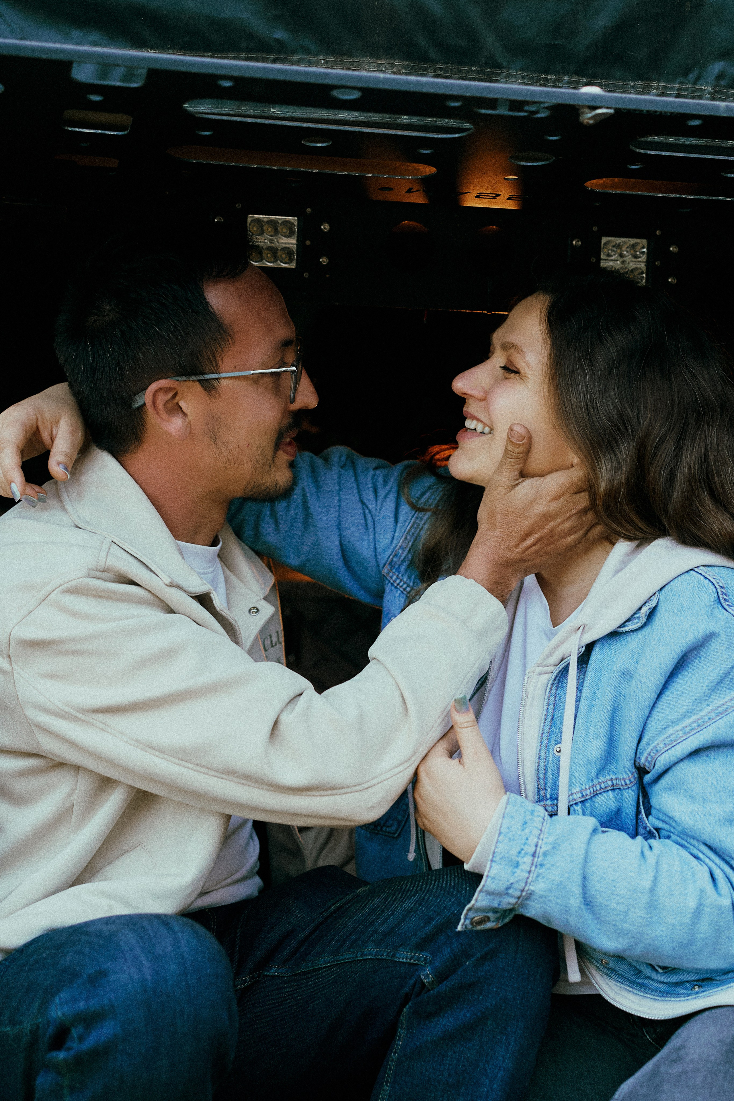 Луис и Лена. Машина. Фотограф в Барселоне Жанна Захарченко