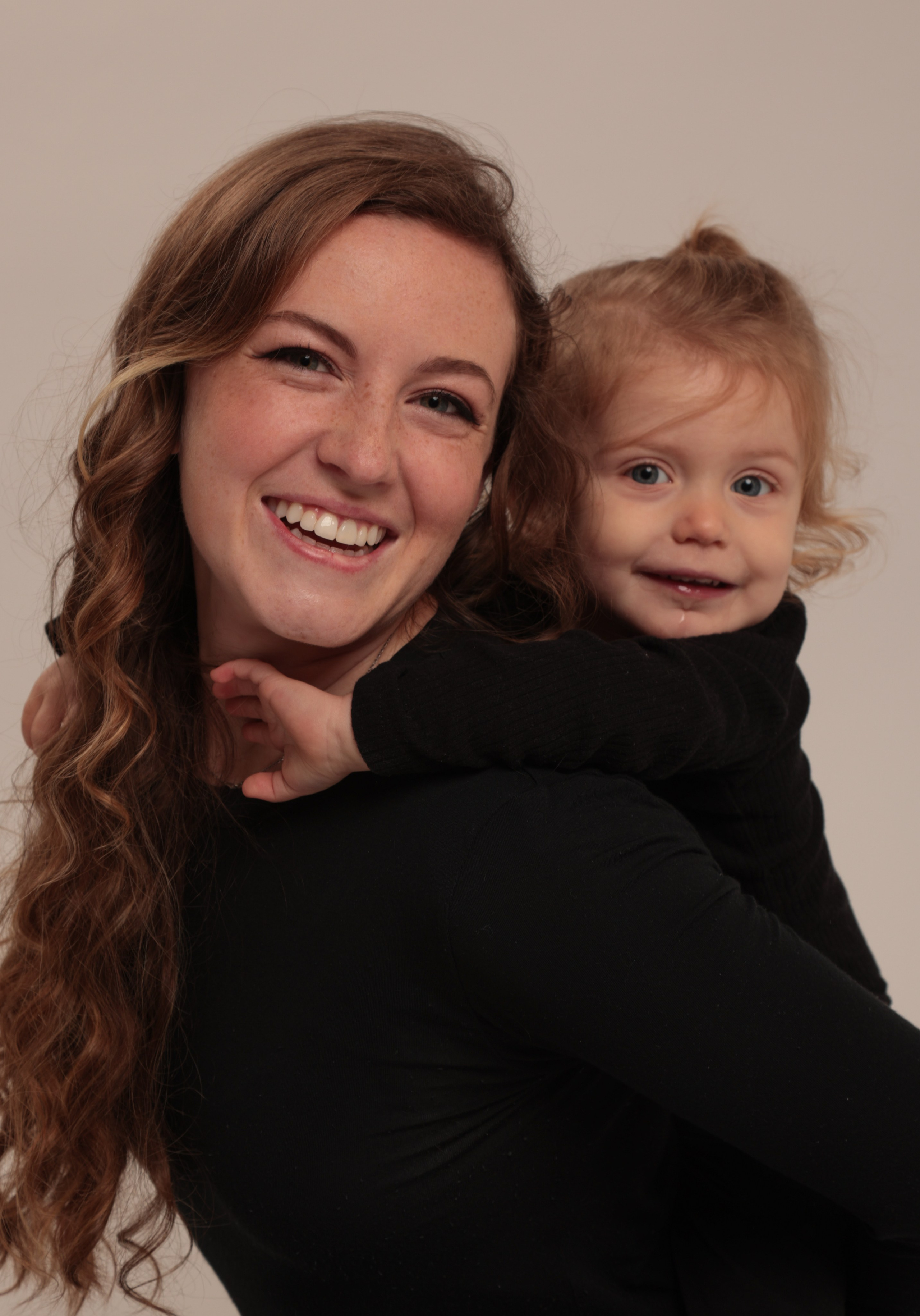 Shelby and Sophie. Photographer in Milan |Mila Pro Photo