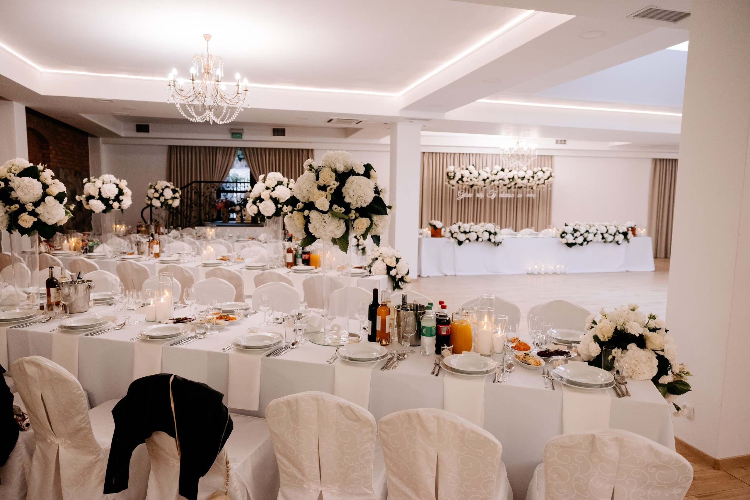 Wiki ♡ Przemek. Fotograf Ślubny Warszawa - Sesje Biznesowe Rodzinne Eventy