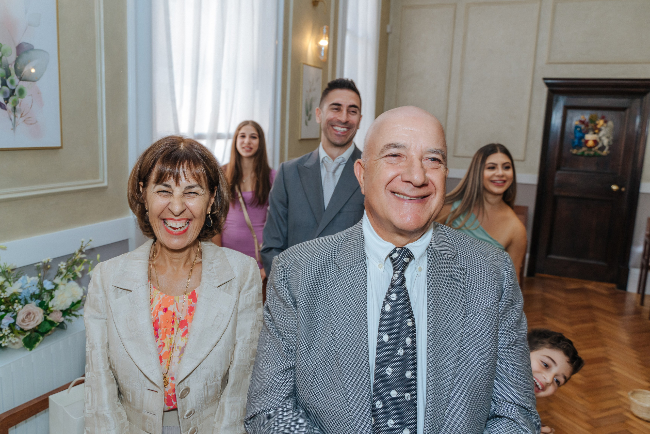 Civil ceremony at Chelsea Old Town Hall,  Wedding in Chelsea, Wedding in London,  wedding photographer in Chelsea, wedding photographer in London