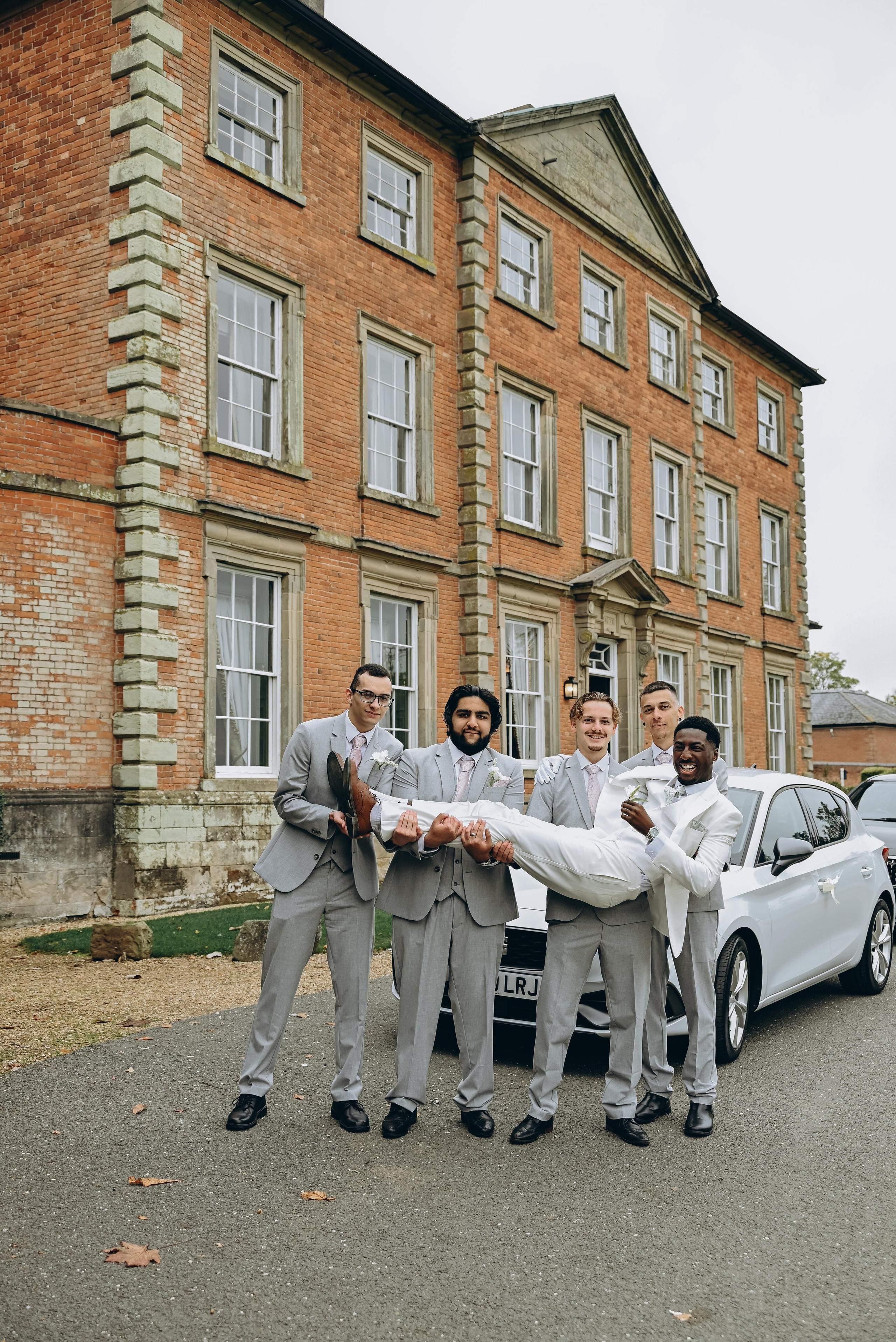 S & M. Your local photographer