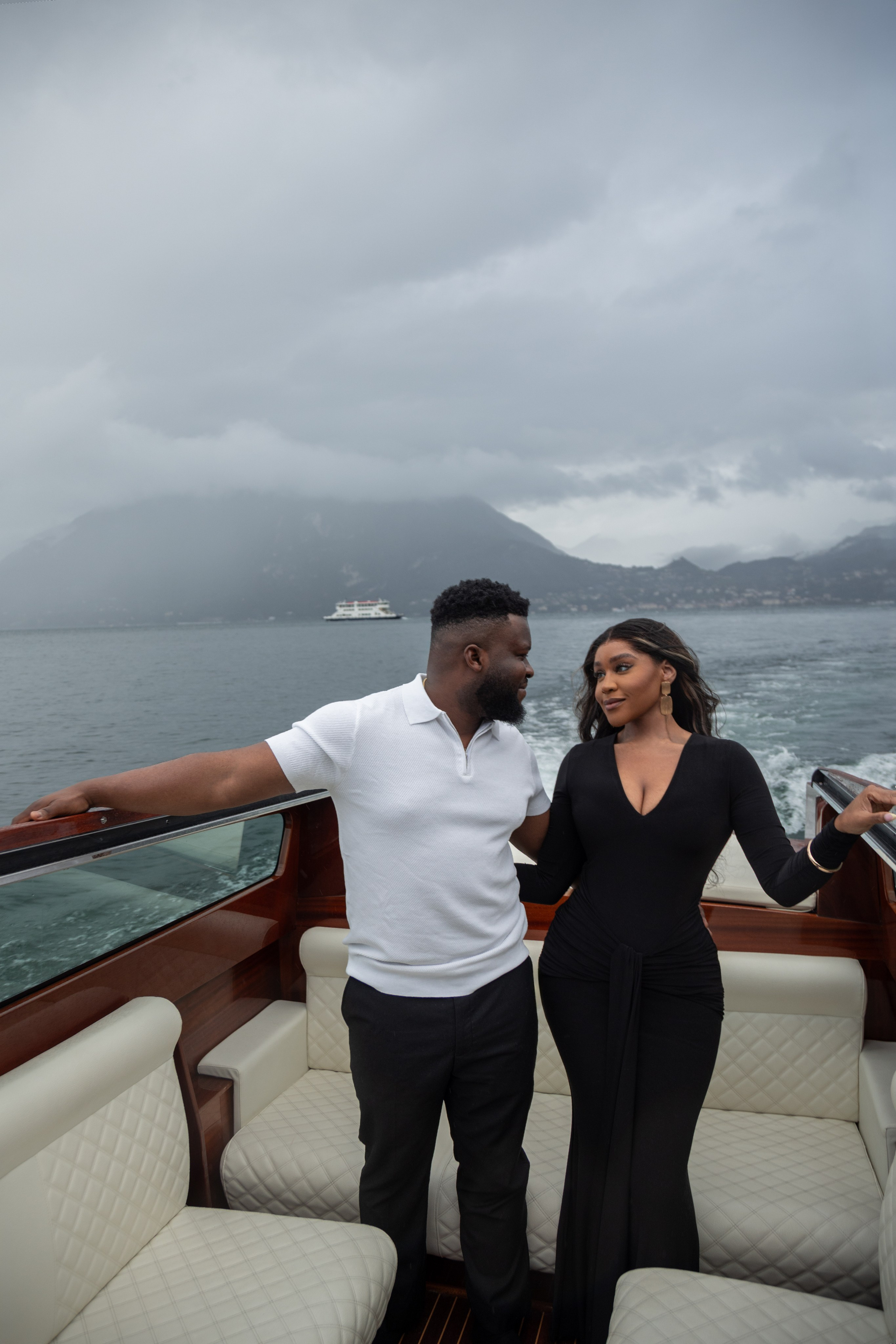 Varenna boat tour. Photographer in Milan |Mila Pro Photo