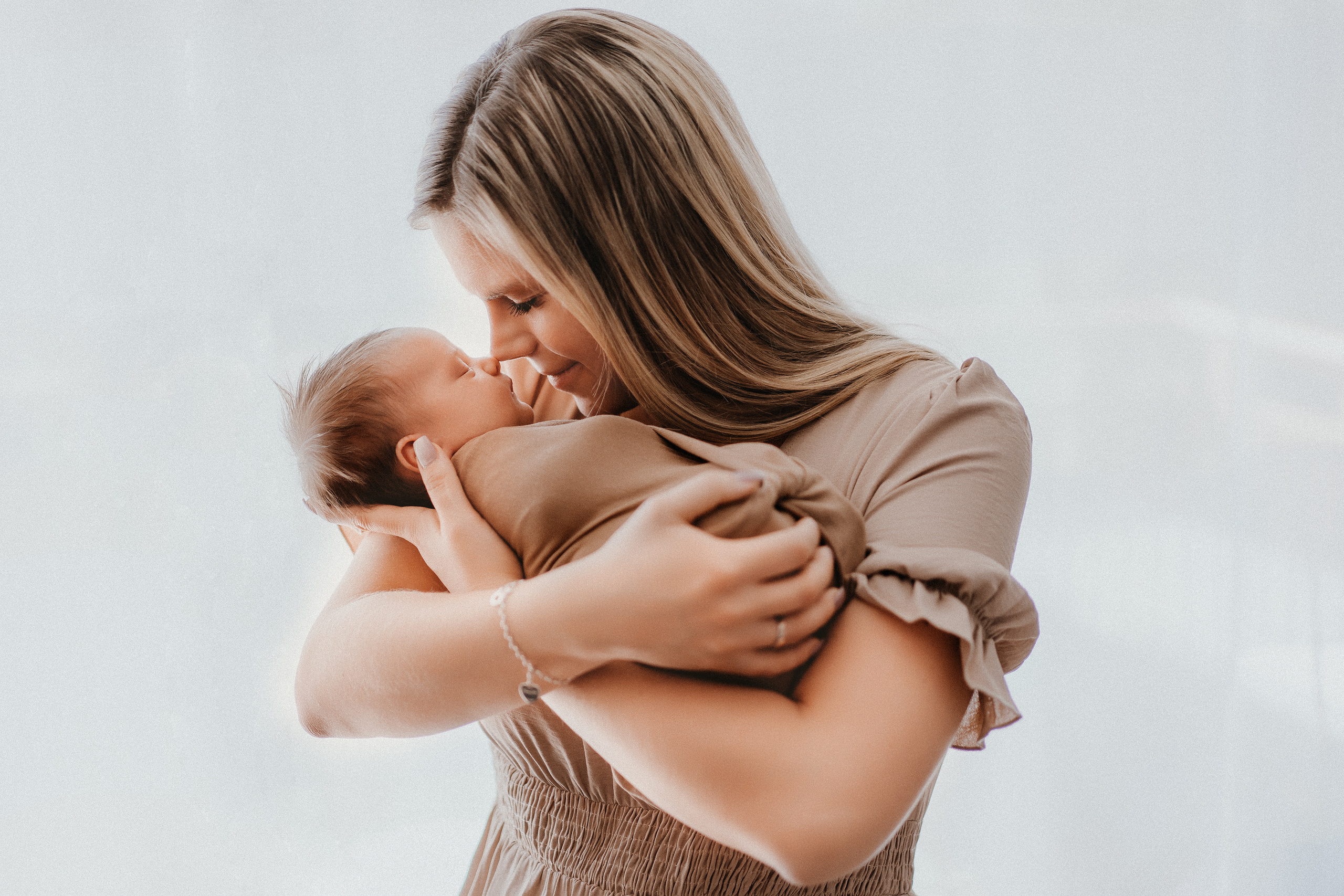 Homestory mit Baby. Portraitfotografie in Gründau Elena Ohnstedt