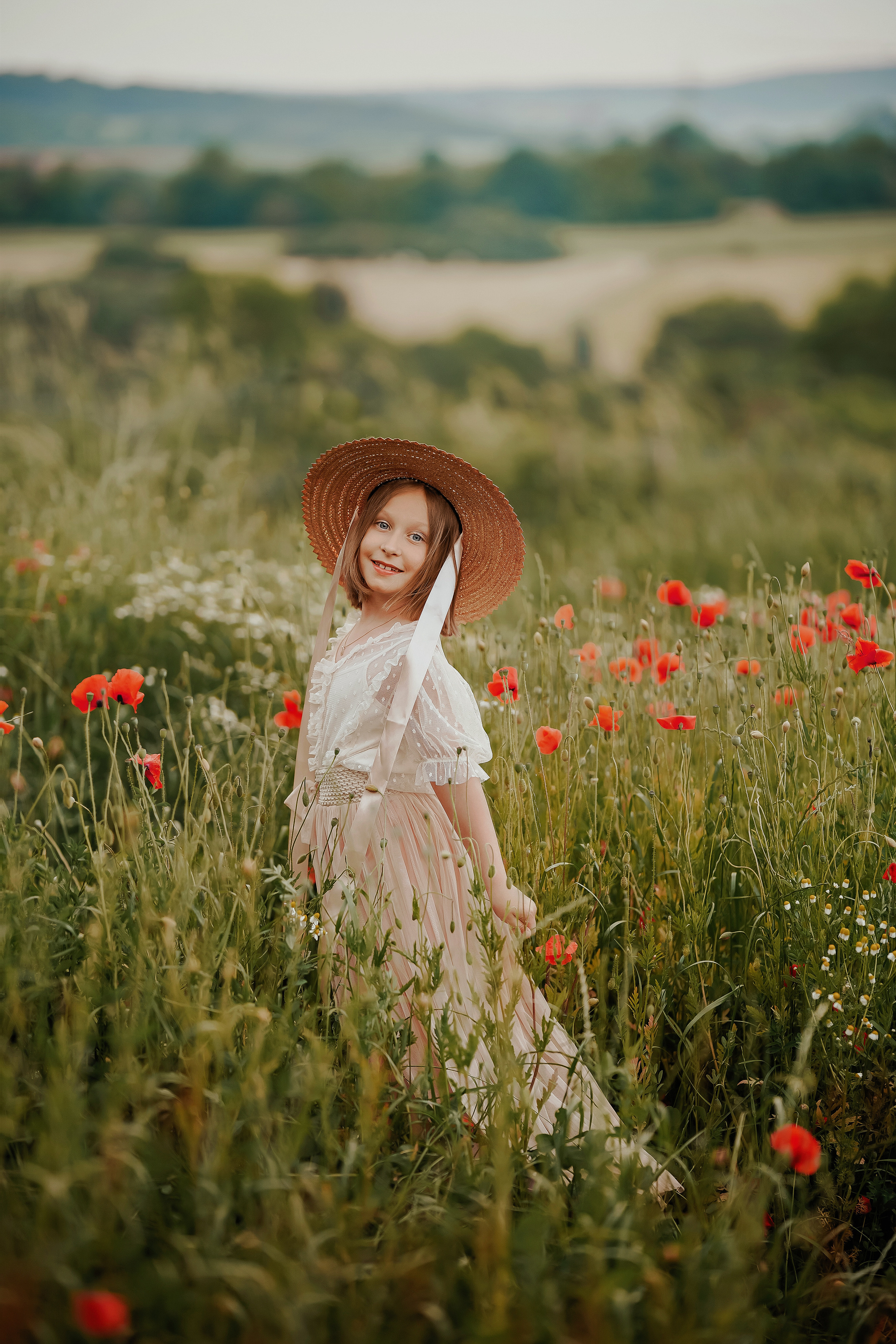 Junimohn. Portraitfotografie in Gründau Elena Ohnstedt