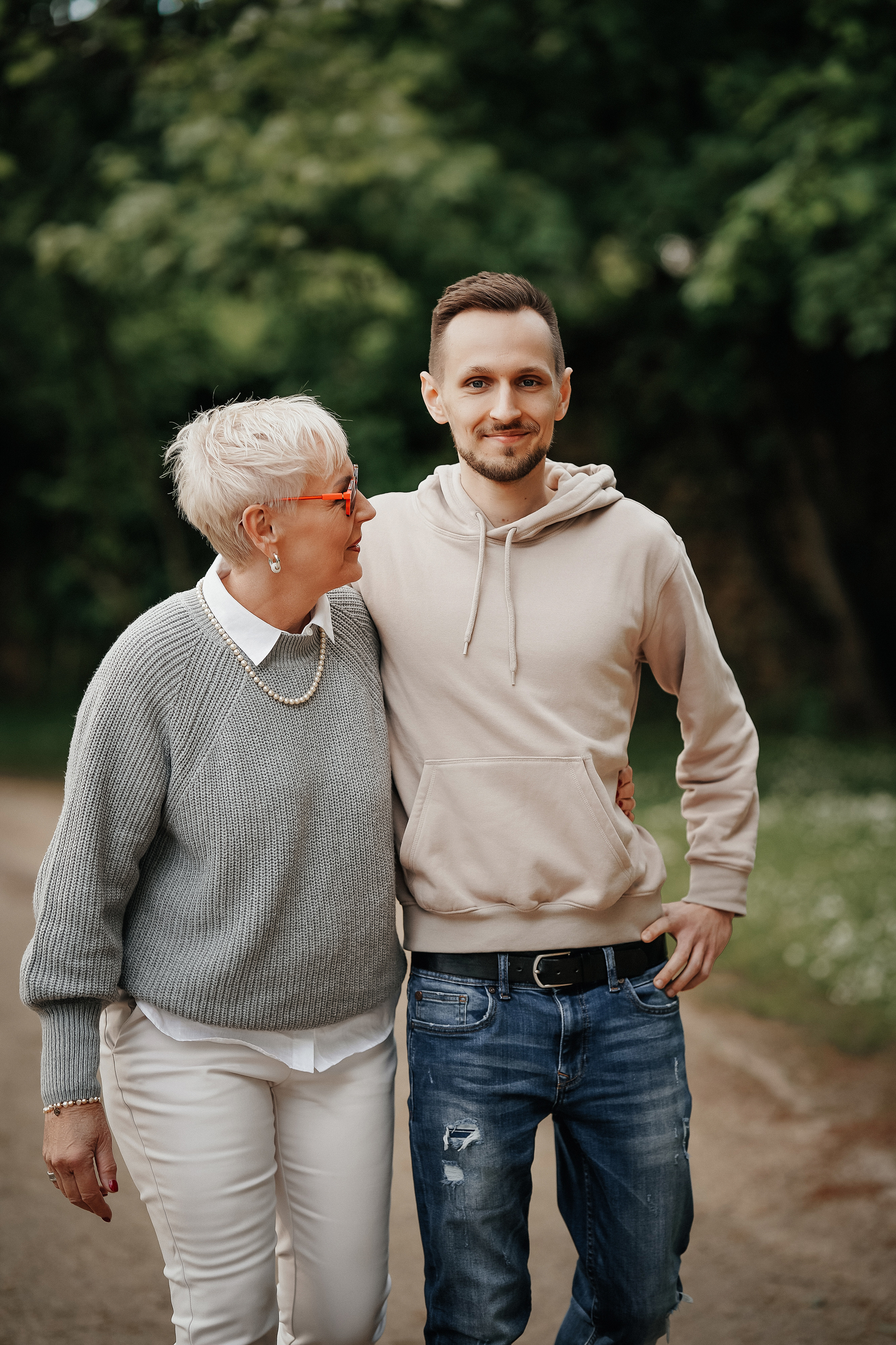 Mutter und Sohn Shooting. Portraitfotografie in Gründau Elena Ohnstedt
