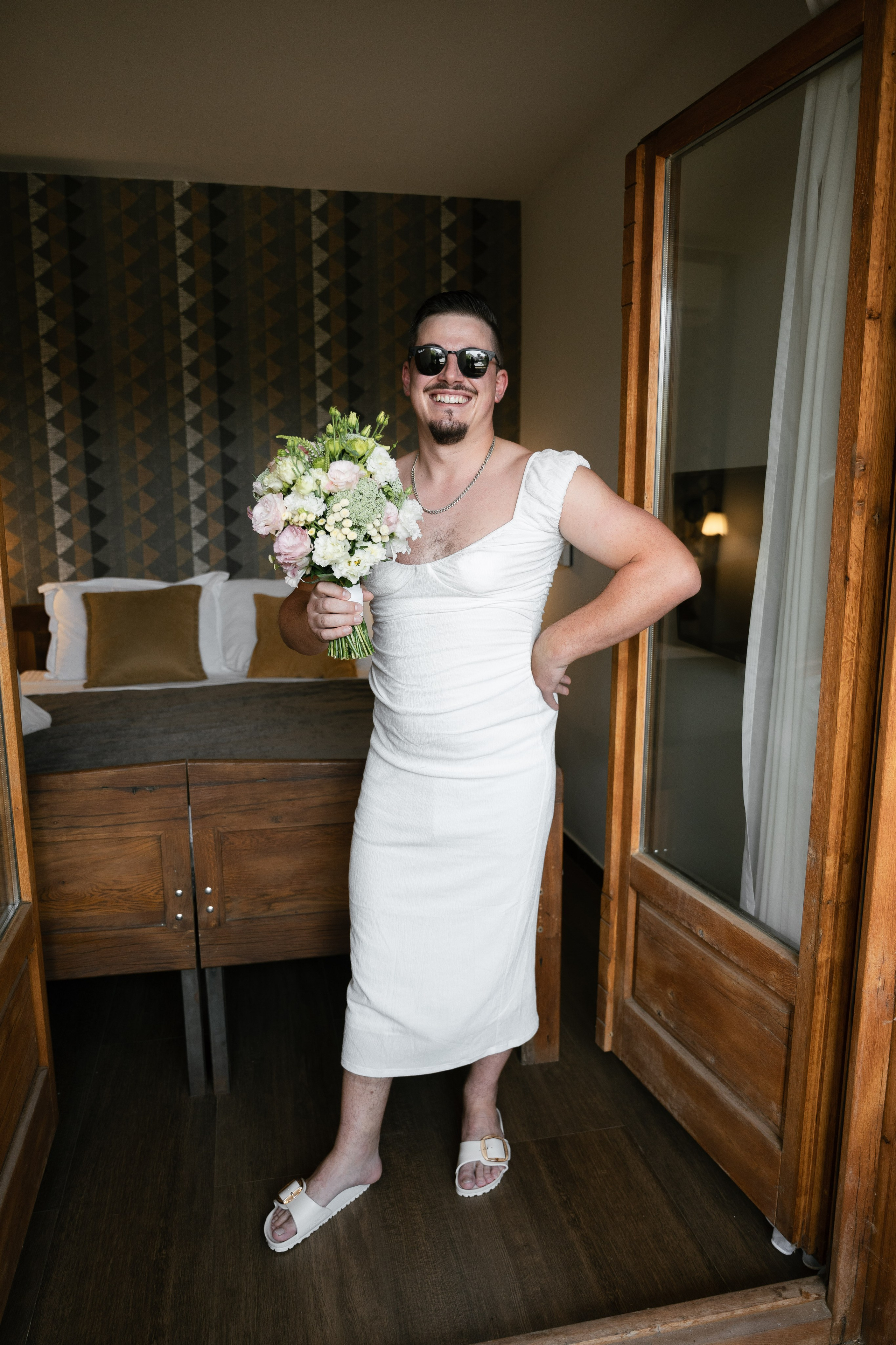 M&D|Between City Lights and Hidden Oasis. Black Sheep Produkcija| Wedding Photography and Wedding Films, based in Kragujevac, Europe / Fotograf i videograf, Kragujevac, Srbija