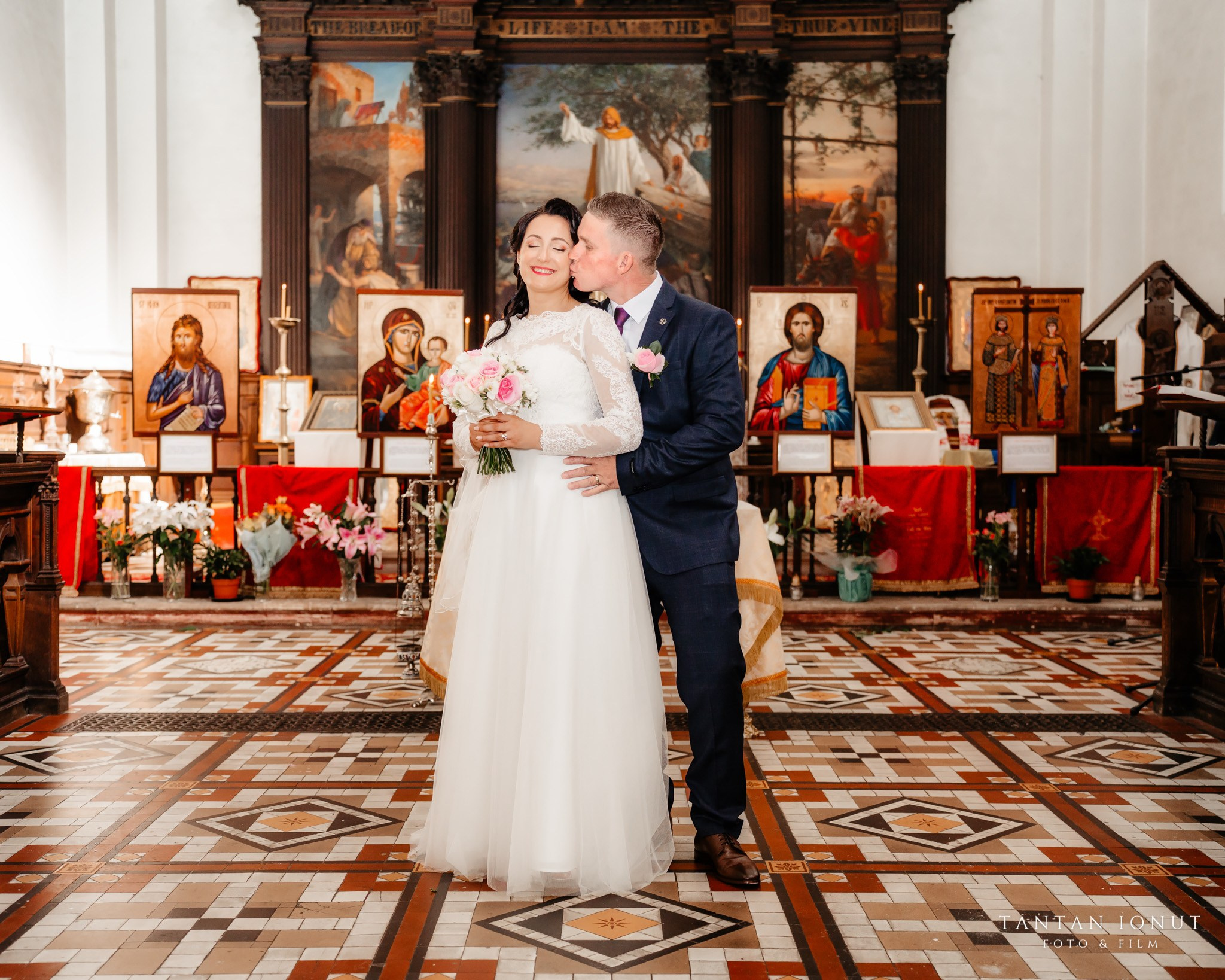 Fotograf roman in anglia, nunta in bridgwater, nunta in bristol, foto-video in uk, tantanionut, fotograf in uk, bogdan durus. TANTAN IONUT FOTO & FILM