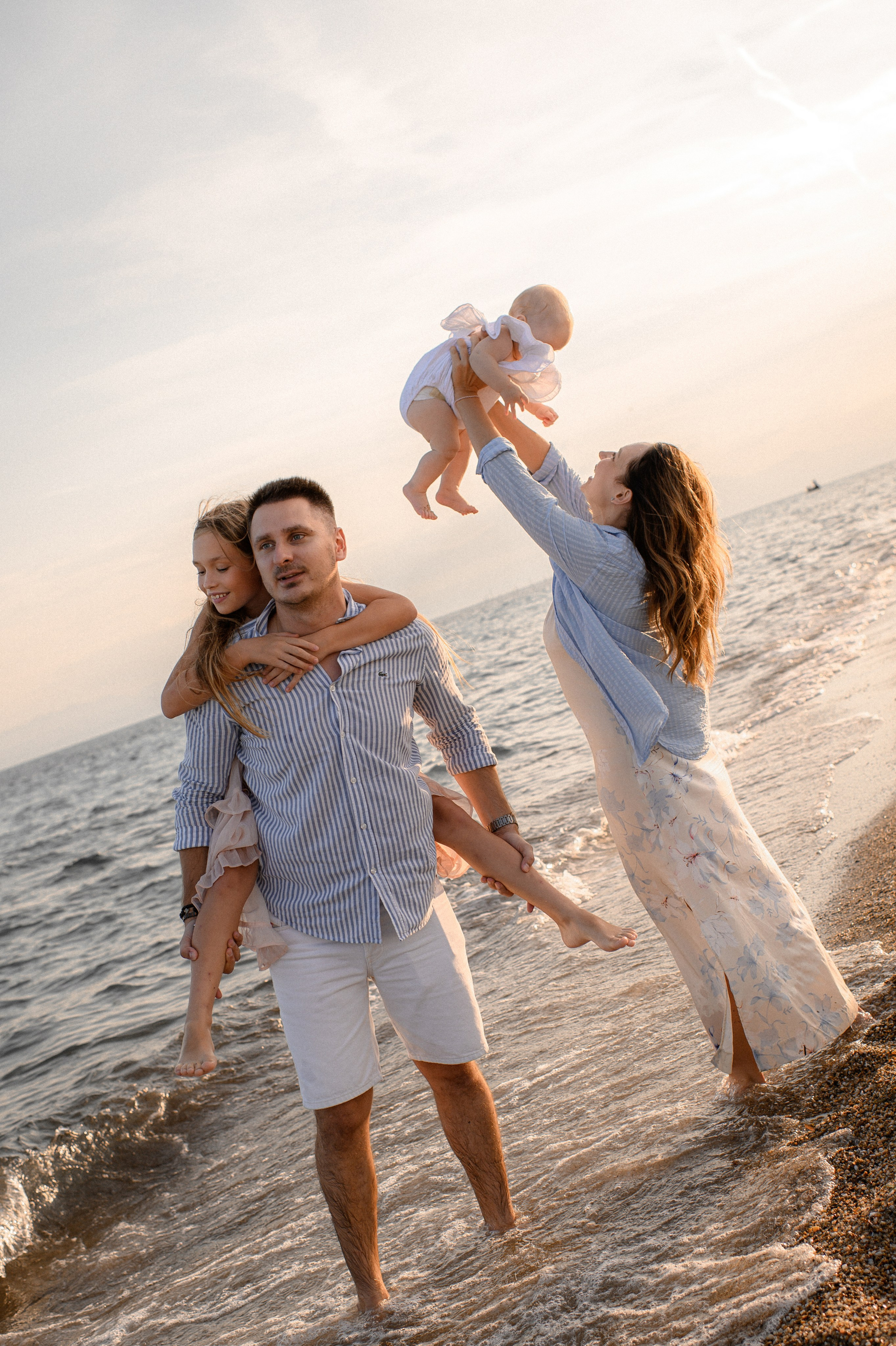 Family Potamos. Семейная, детская, портретная и предметная фотосъемка в Салониках