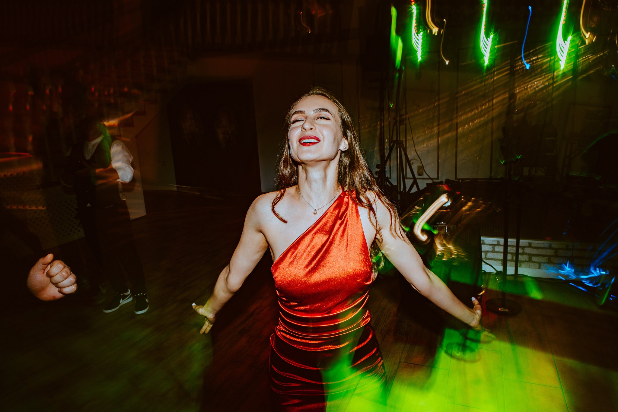 Radu si Diana. Wedding photographer and videographer