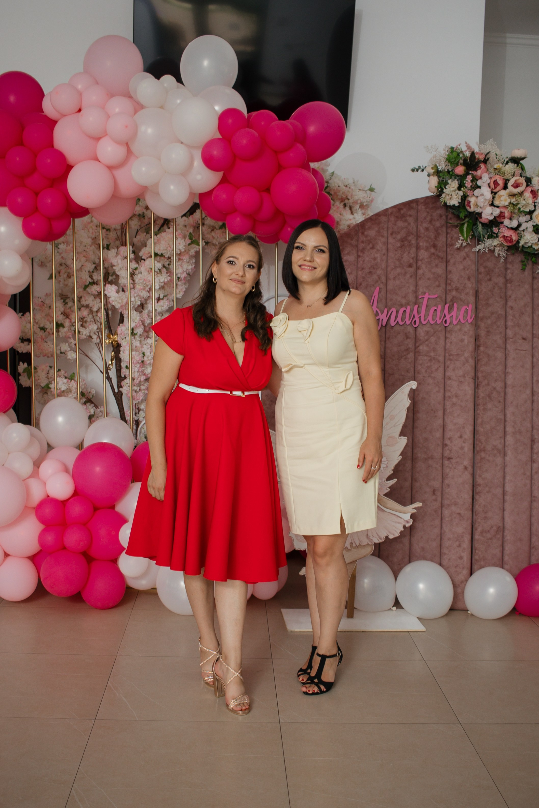 Anastasia. Fotograf si videograf — evenimente si studio