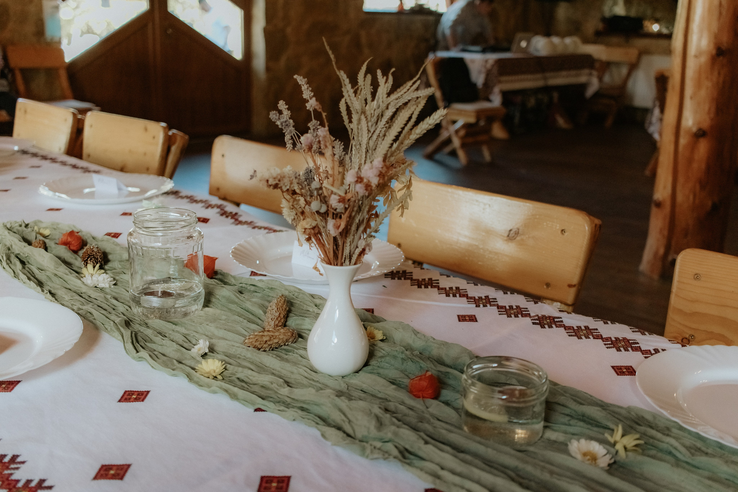 Razvan. Fotograf si videograf — evenimente si studio