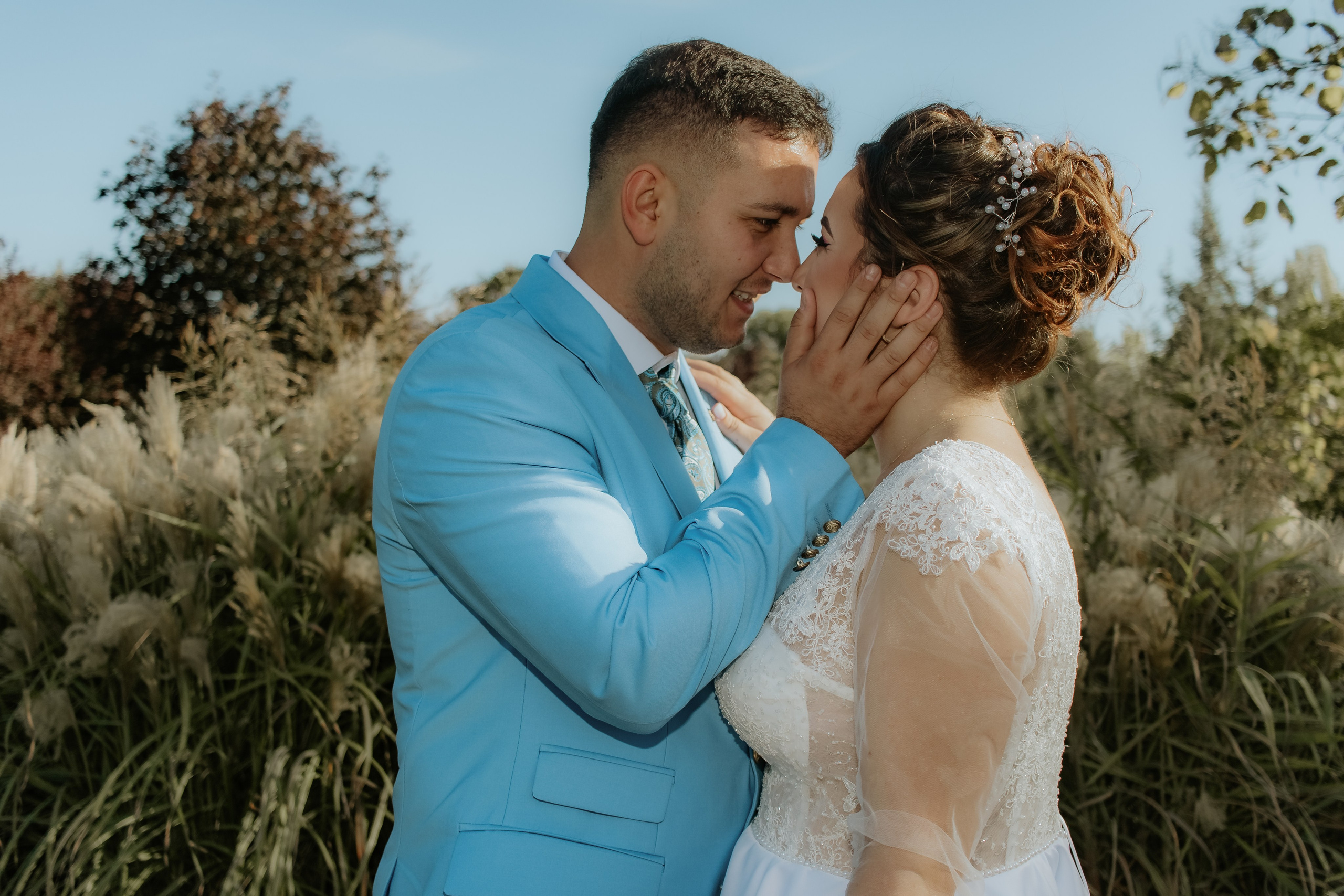 Ramona & Sebi. Fotograf si videograf — evenimente si studio