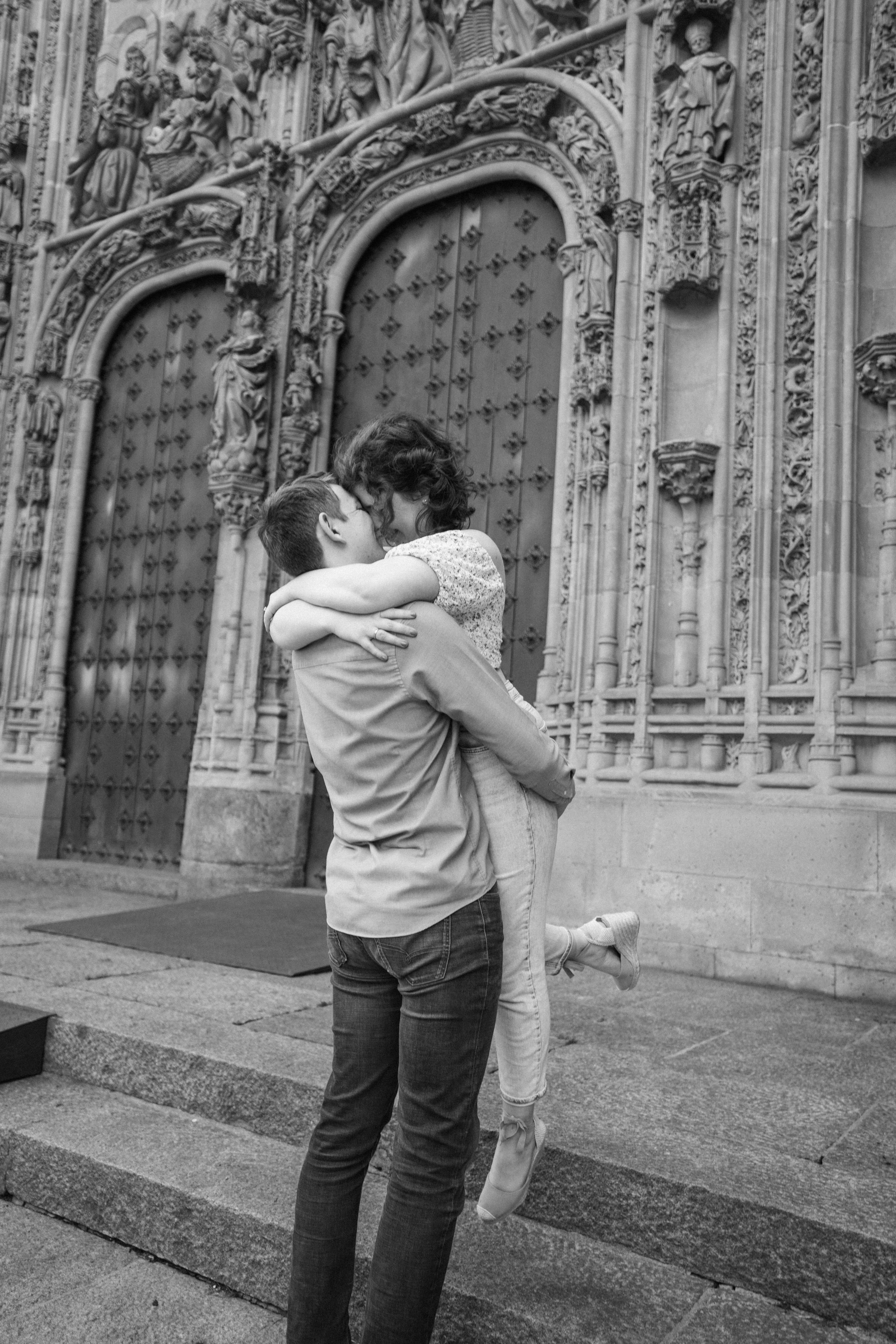 Romantic portrait session Spain. Photographer in Madrid, Spain. Alyona Belyaninova