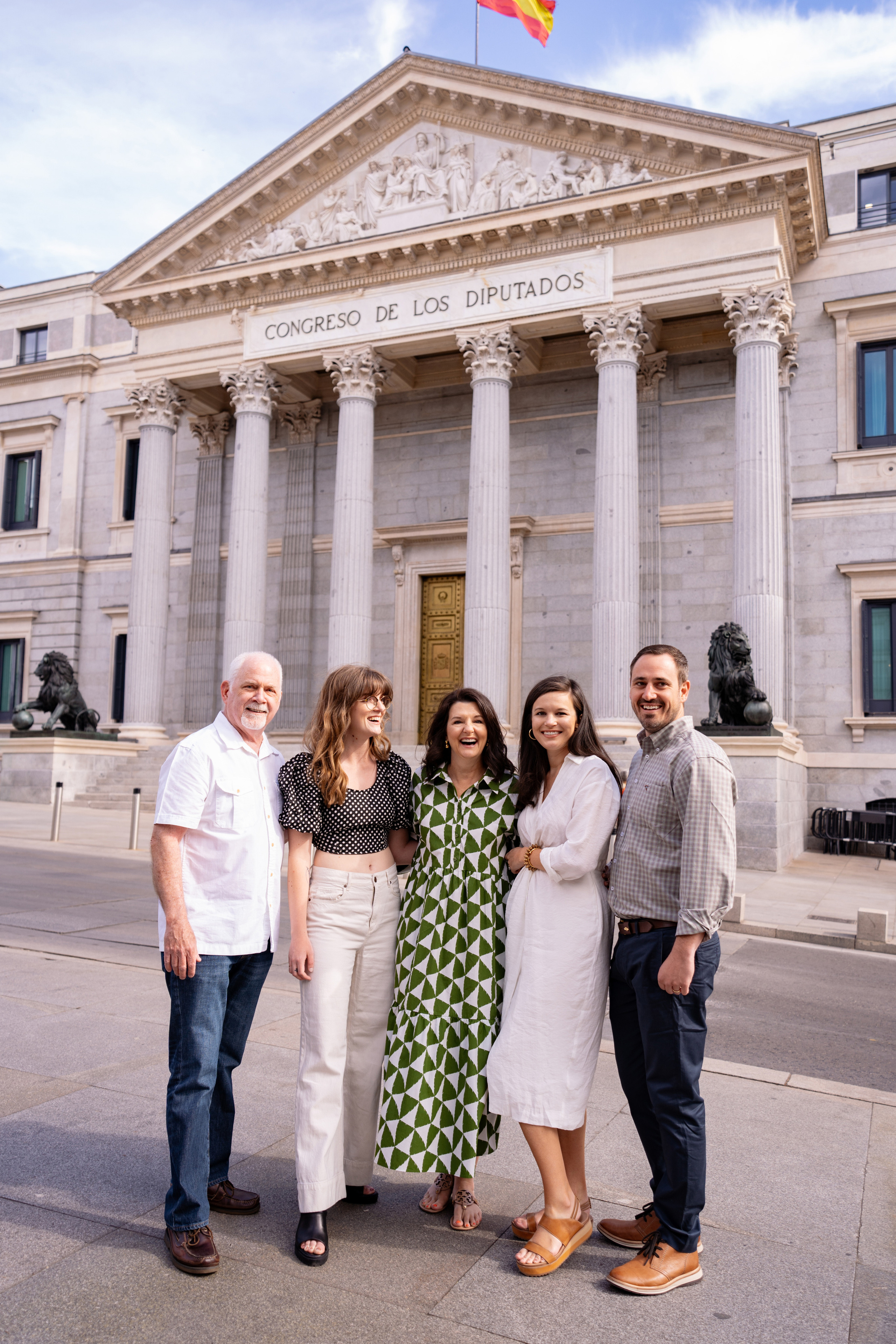 Family vacations photo session in Madrid. Photographer in Madrid, Spain. Alyona Belyaninova