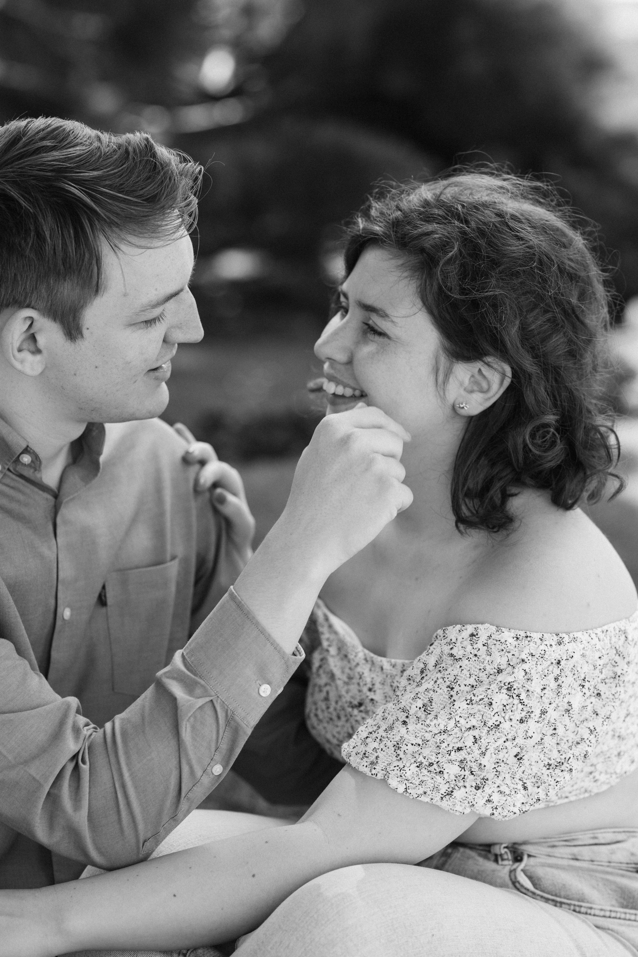 Romantic portrait session Spain. Photographer in Madrid, Spain. Alyona Belyaninova