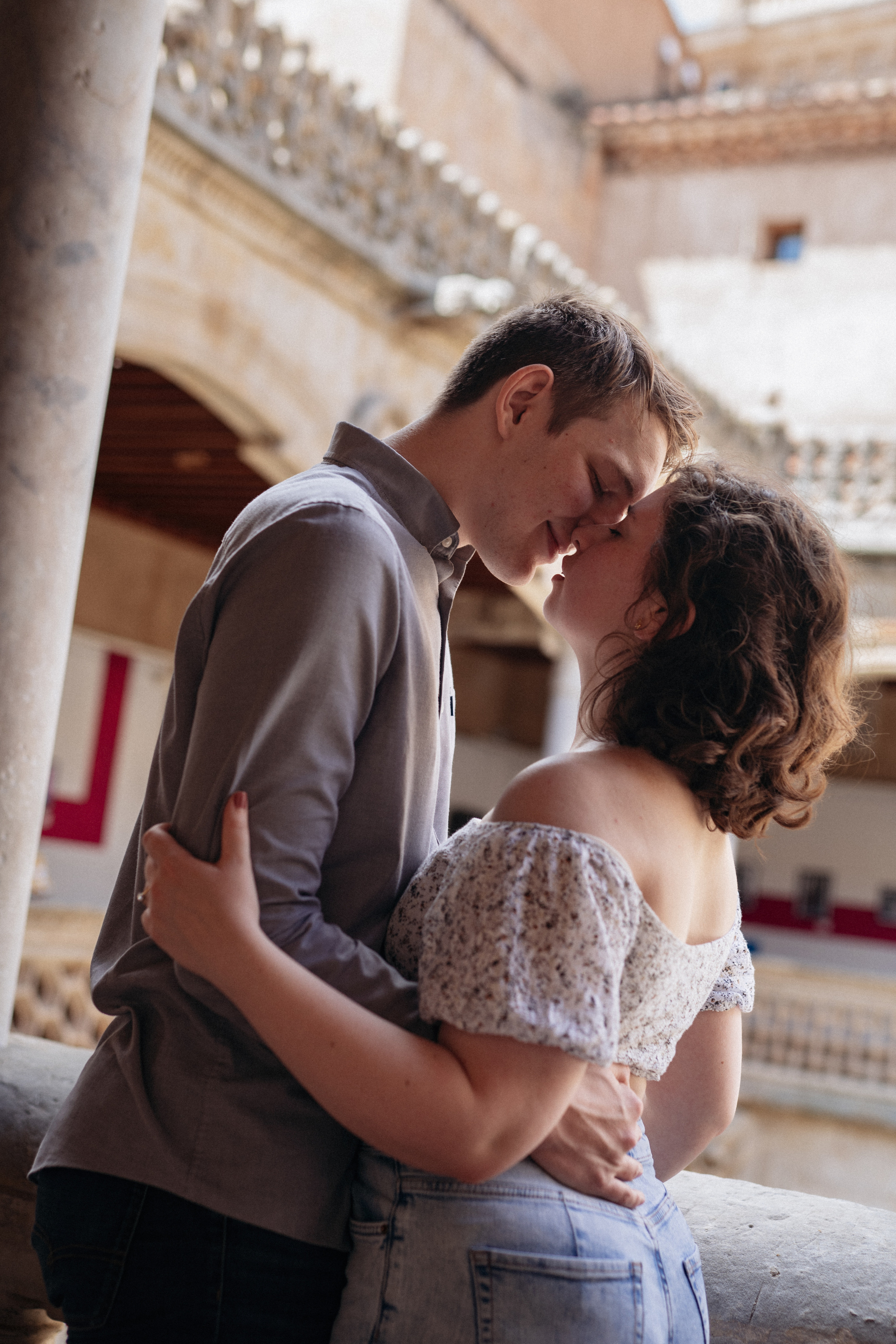 Romantic portrait session Spain. Photographer in Madrid, Spain. Alyona Belyaninova