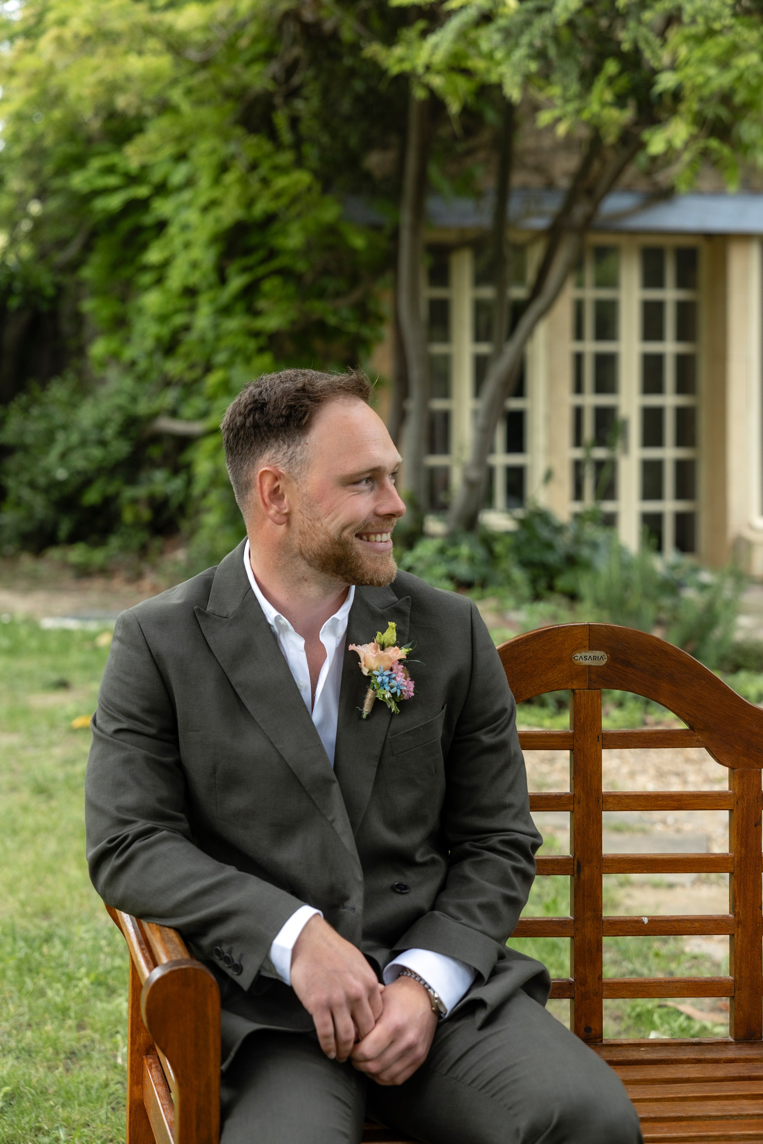 Свадьба в Château Du Puits Es Pratx — яркий день на юге Франции. Евгения Смирнова — фотограф в Тулузе и юго-западной Франции