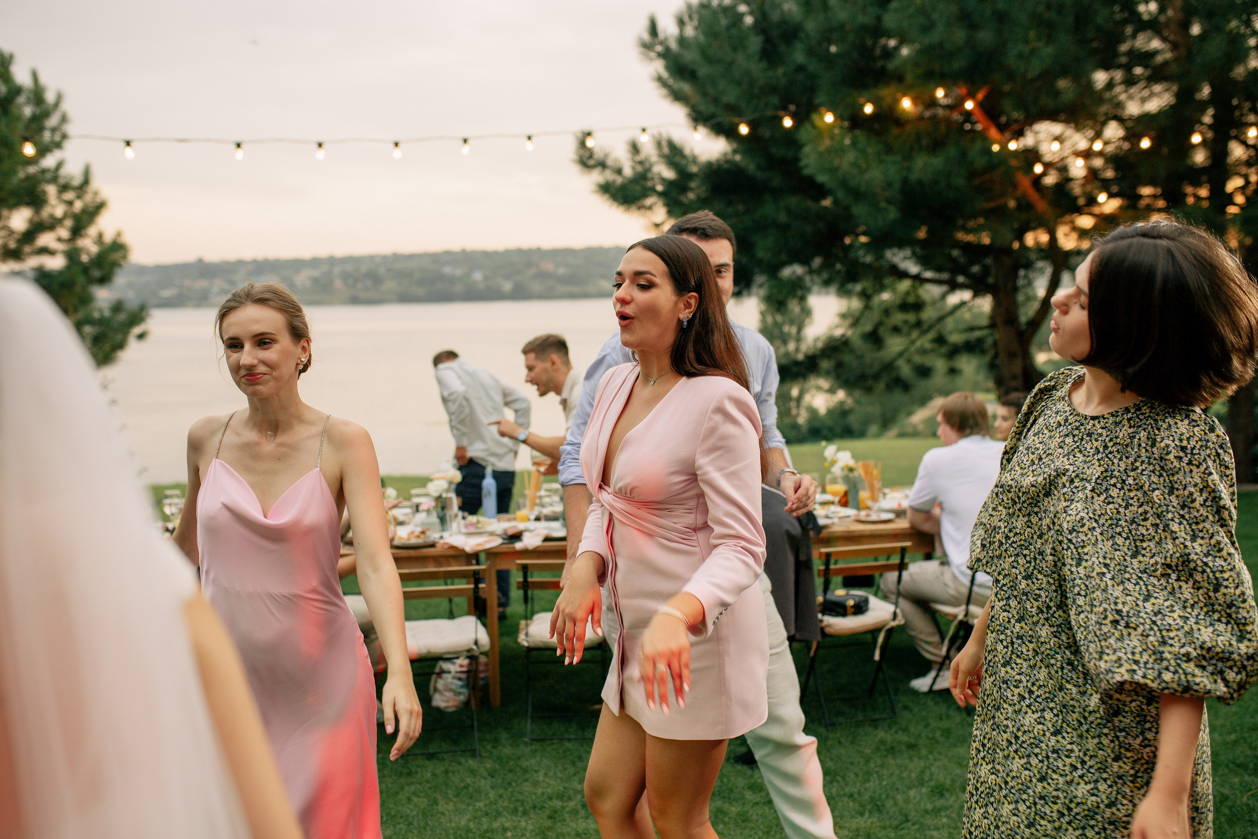 Reportage Wedding. Wedding photographer and videographer Europe