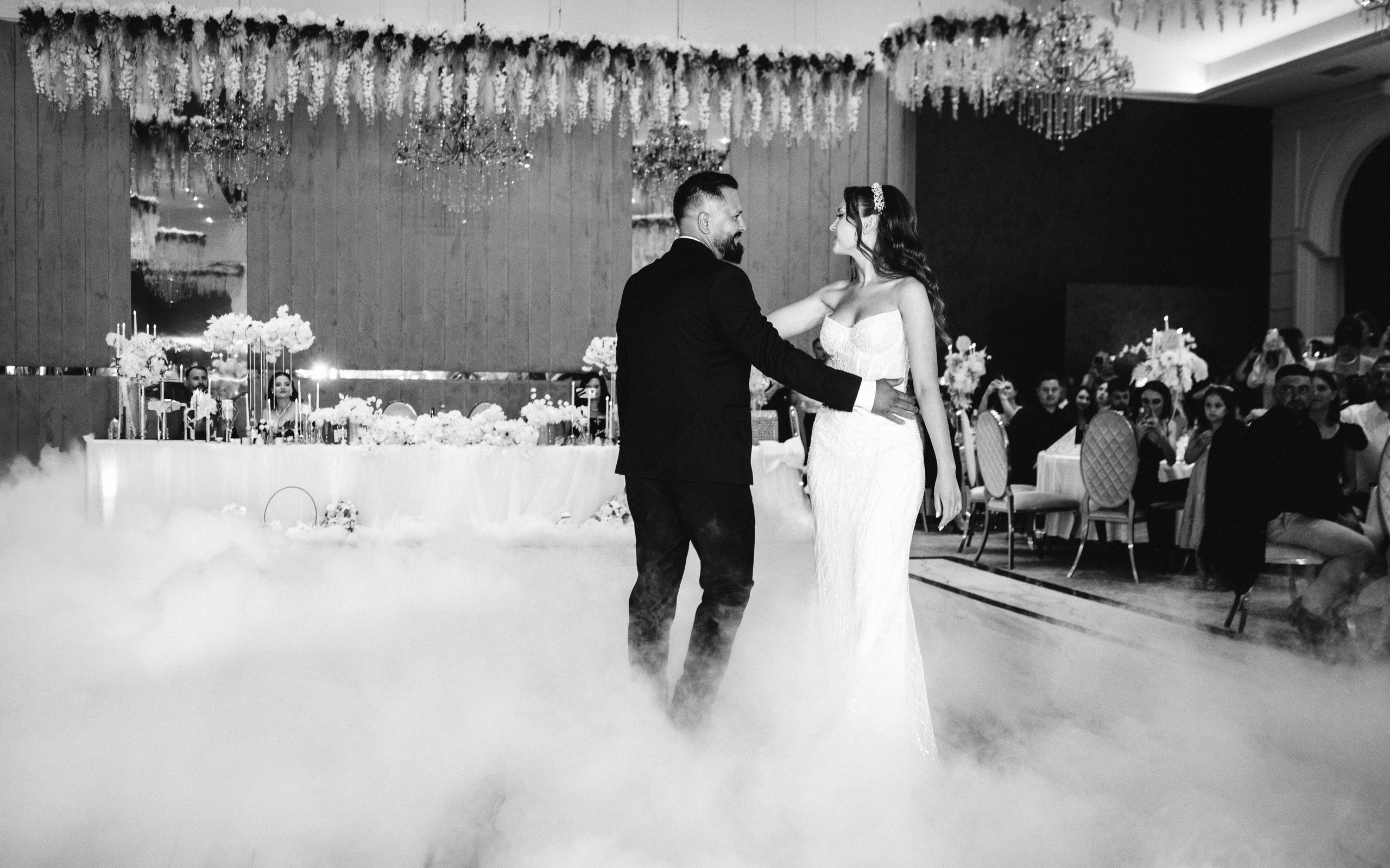 🤎 A d r i a n & A n c a — Wedding Day Preview. Wedding & Family Photographer