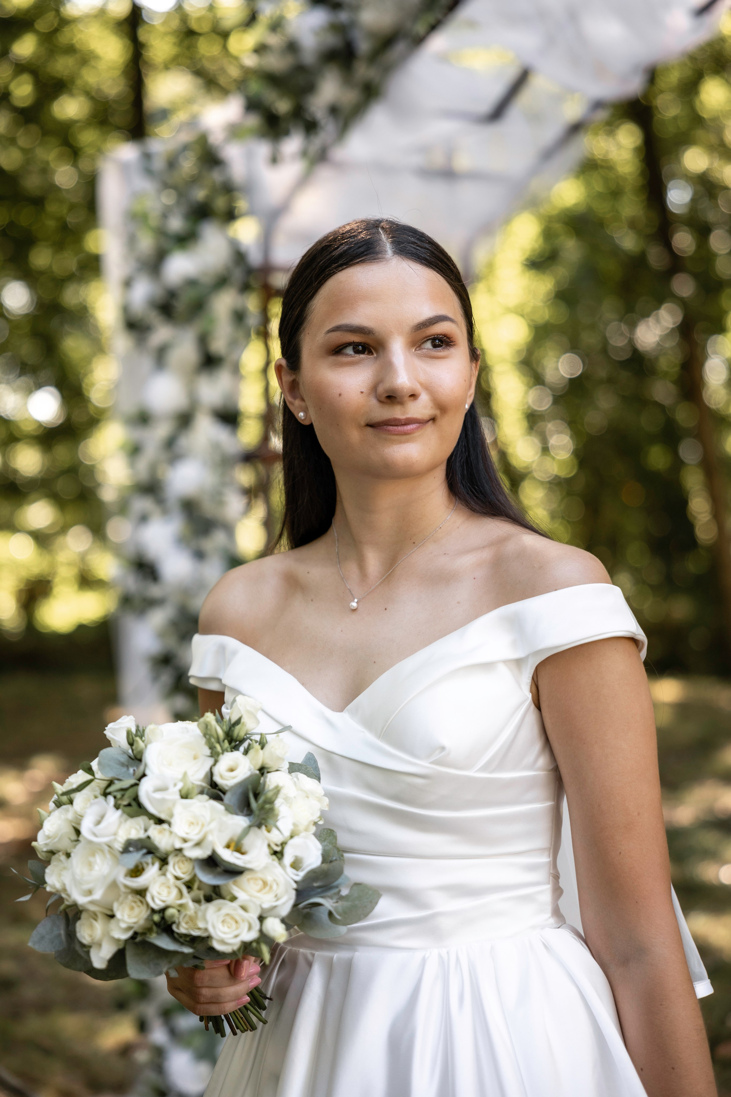 Wedding in Domaine De Montcausson. Eugenie Smirnova — wedding, corporate and lifestyle photographer in Toulouse and Southwest France
