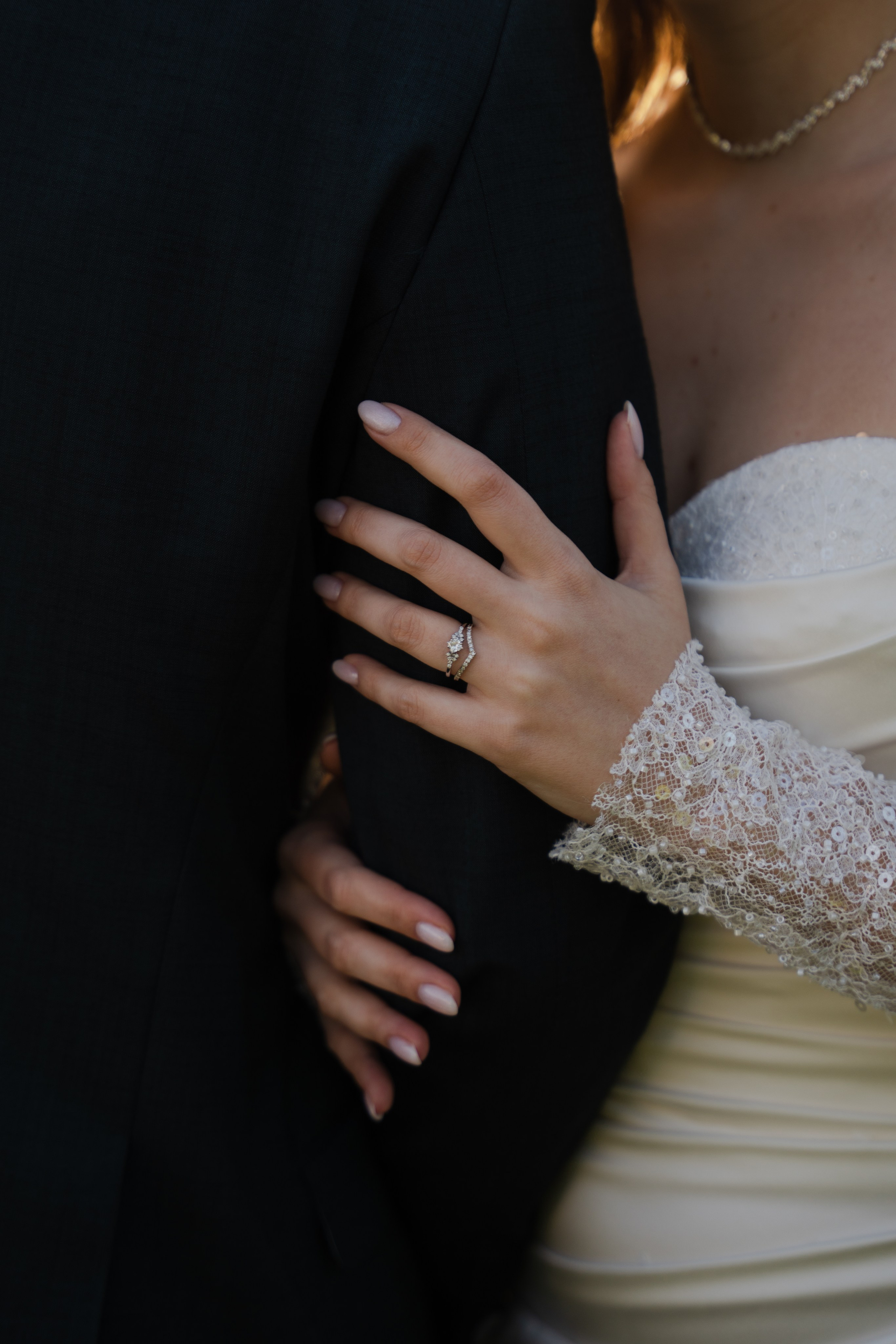 Eszti + Márk. Kezdőlap