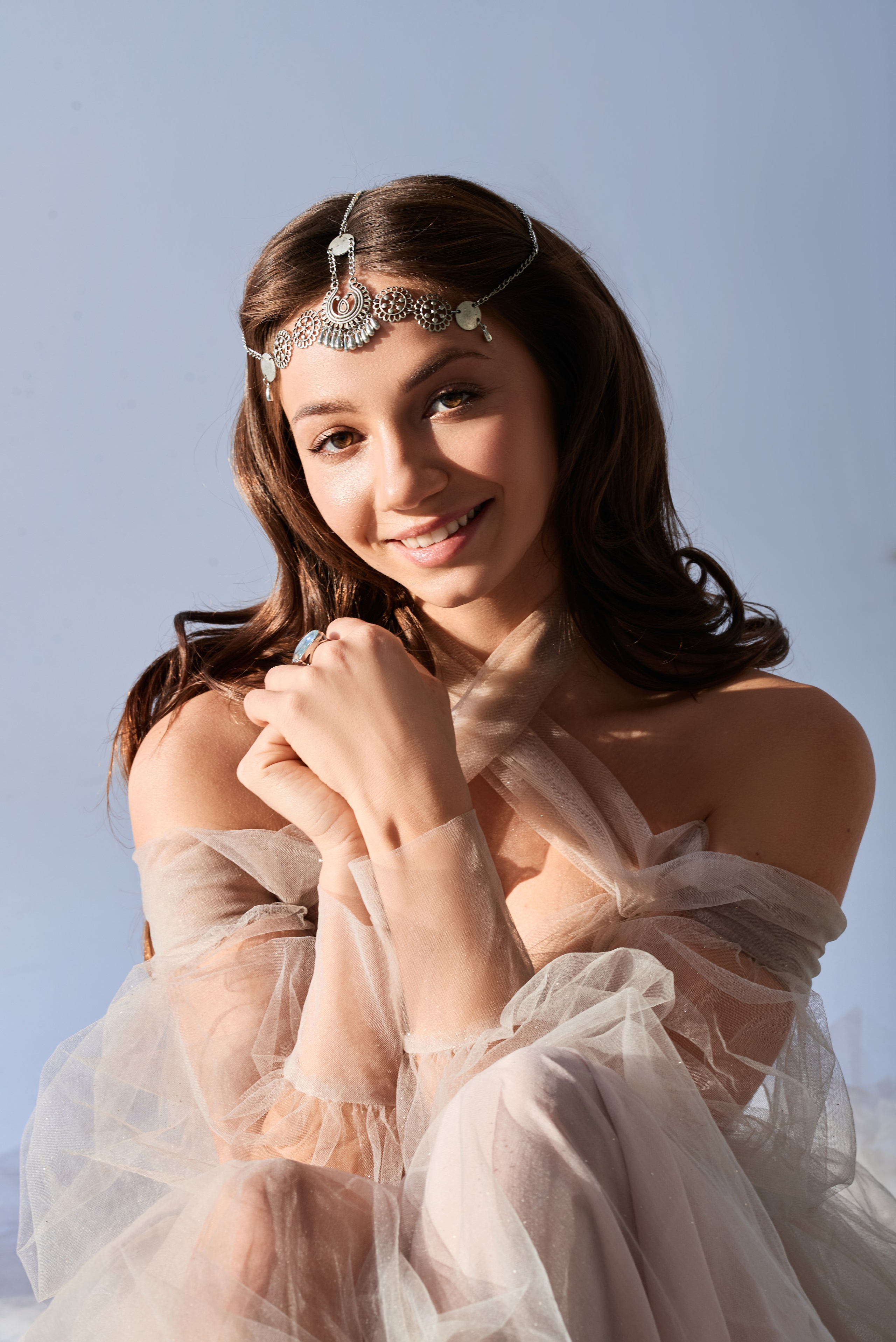 Kreatywna sesja zdjęciowa z skrzydłami i dymem dla Oriany | Fotografia artystyczna. Portrait & Fashion Photographer | Сannes, Paris, Monaco, Dubai, Kyiv — - Alisa Postnykova