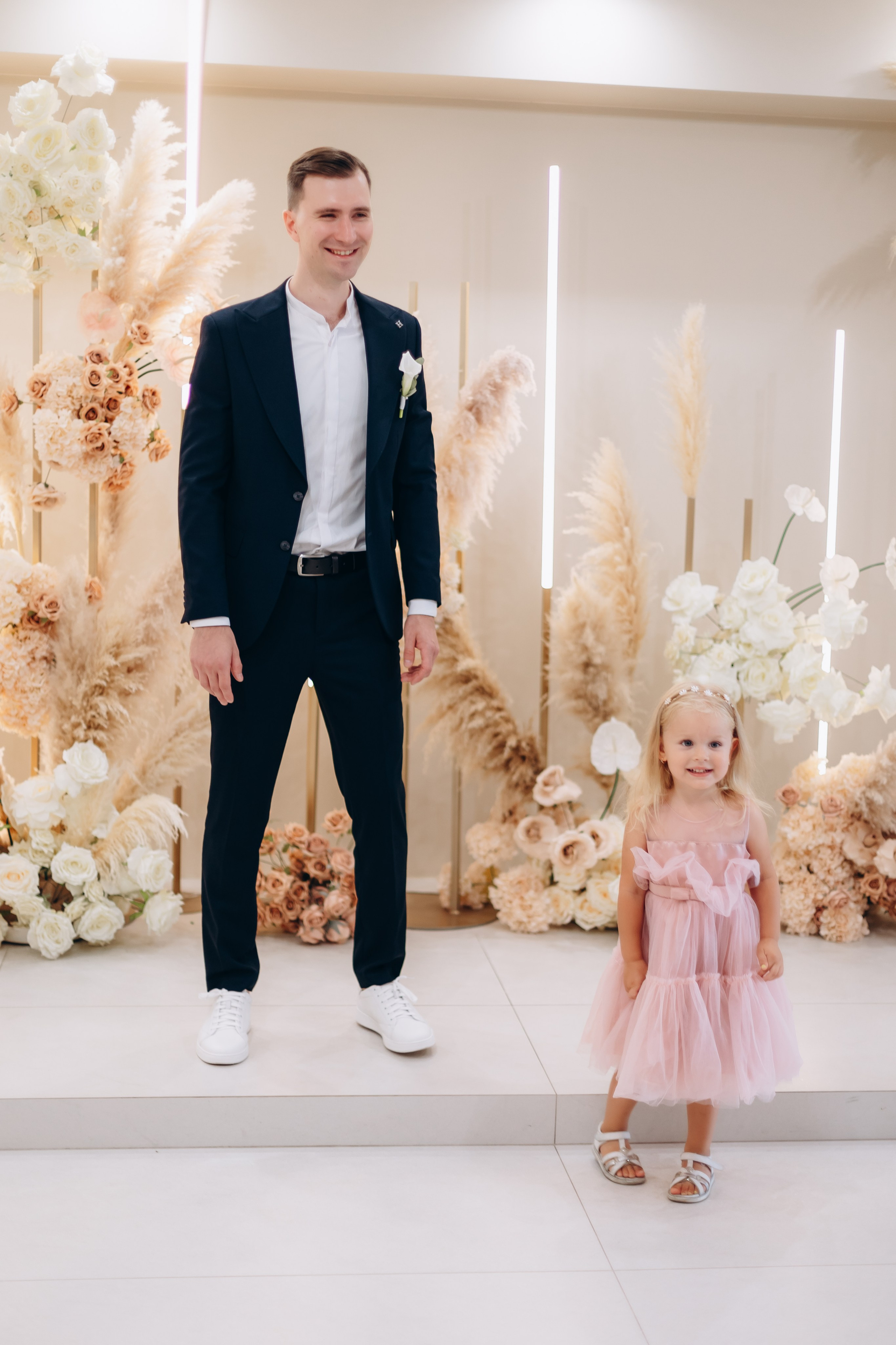 Anastasia & Alex. Wedding and Family Photograph