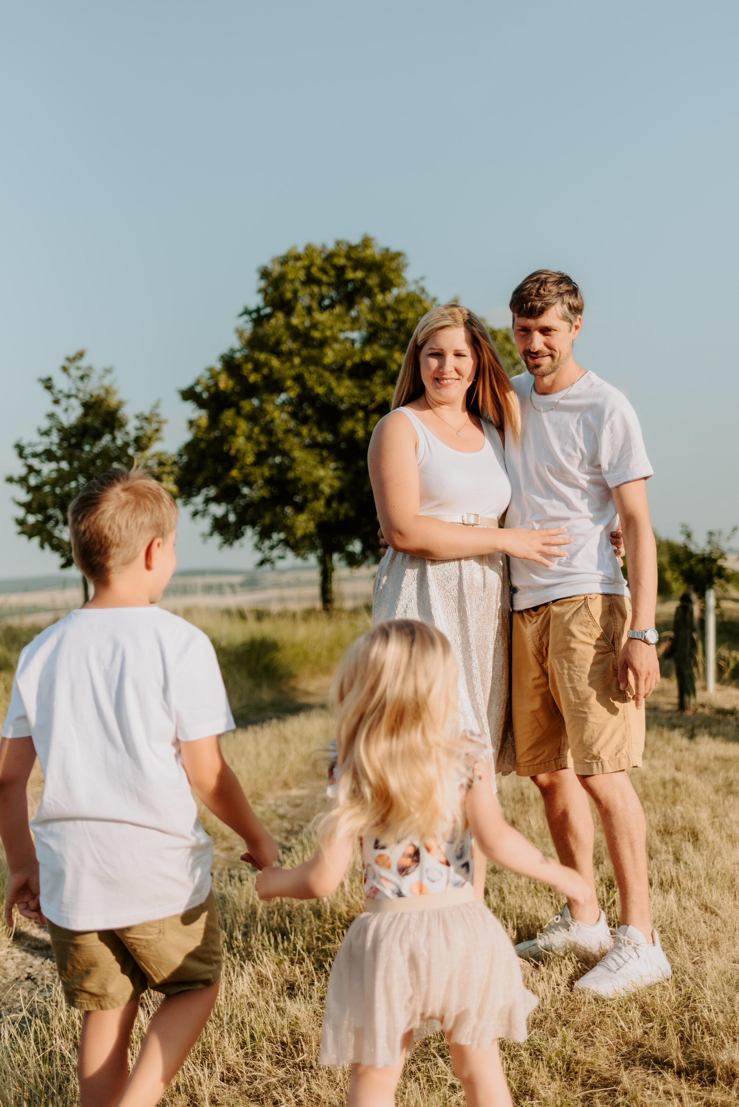 Lucka and family. Lifestyle, wedding and family photographer