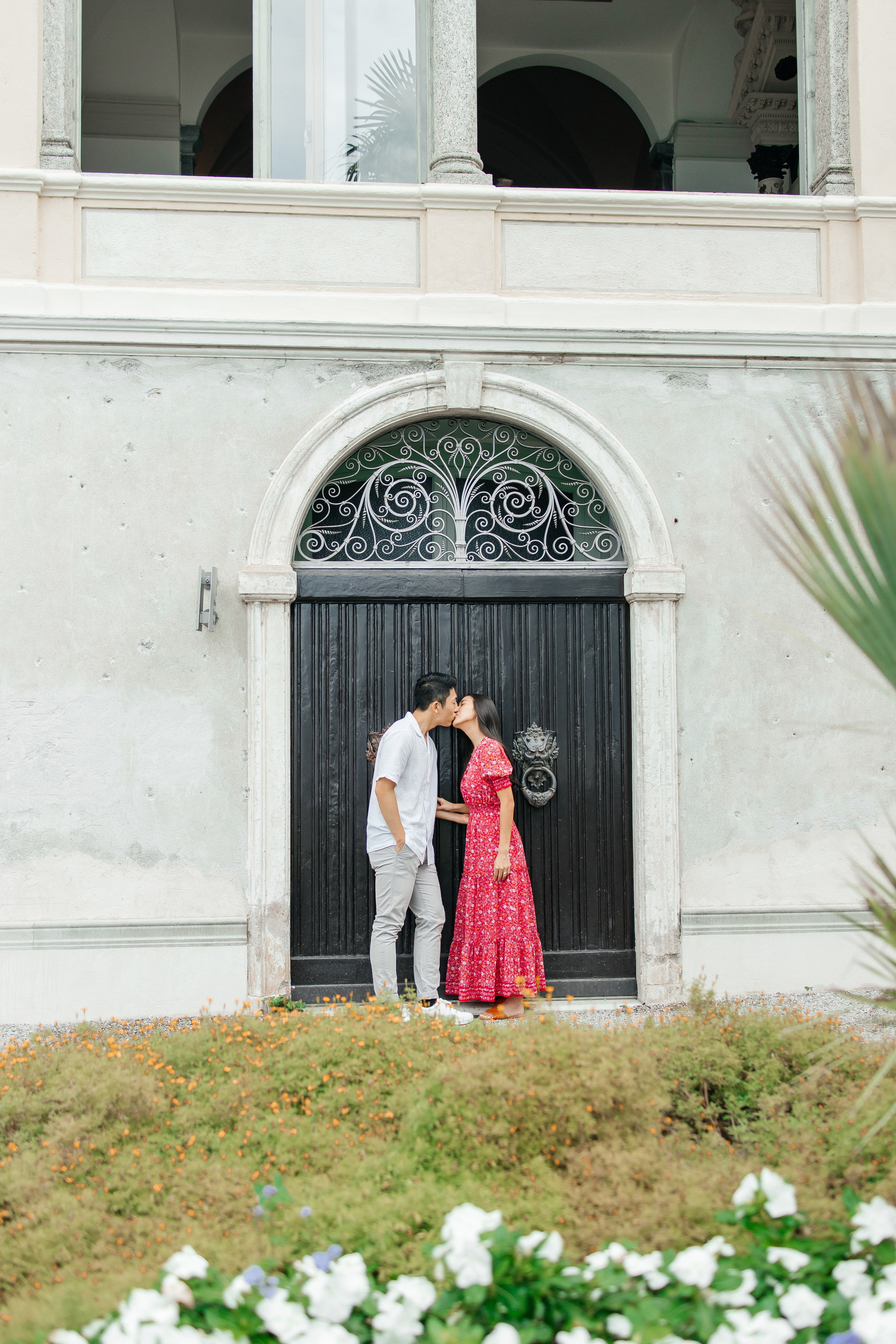 Lake Como Engagement Photography | Villa Monastero. Photographer in Italy Anna Linnik