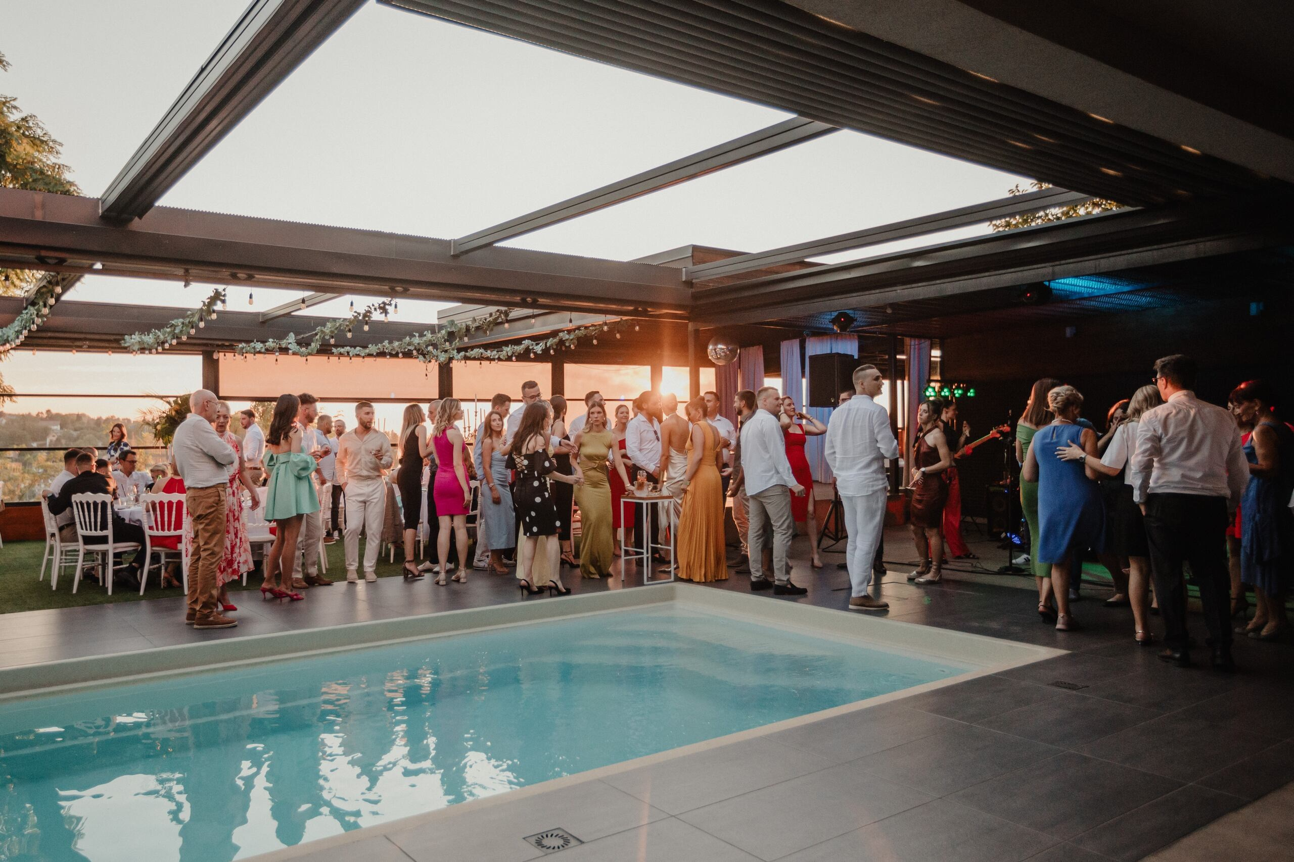 Leona & Ivan. Wedding photographer based in Novi Sad, Marko Milivojevic