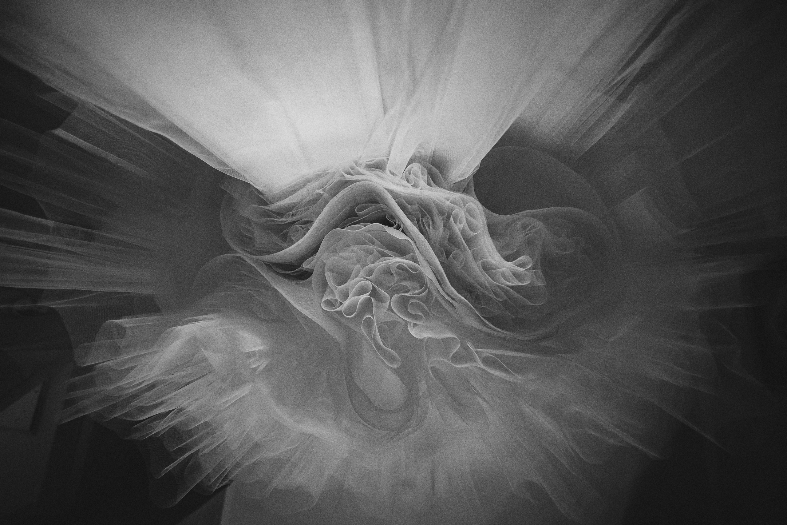 Фотограф в Ирландии чёрно-белая самые красивые фотки платье свадебное крупный план 