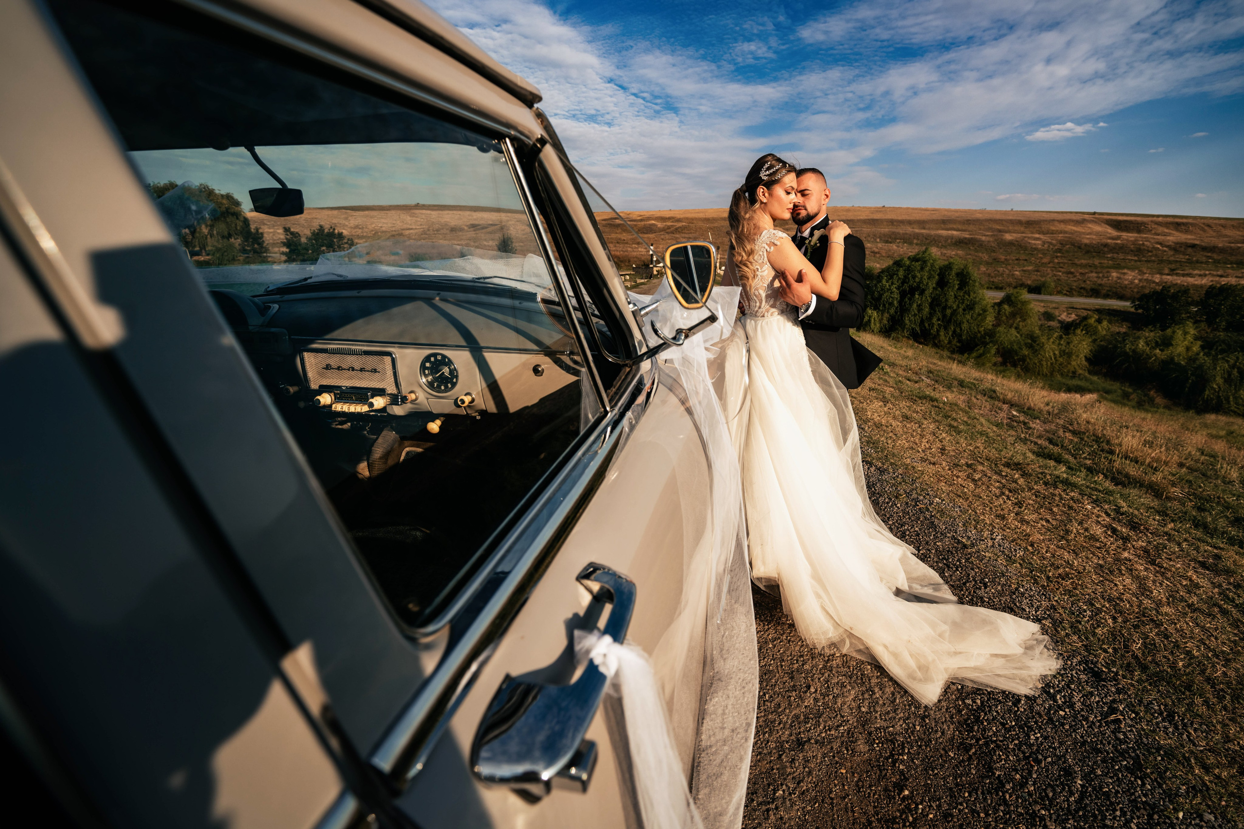 Miki & Andrei. Acasă