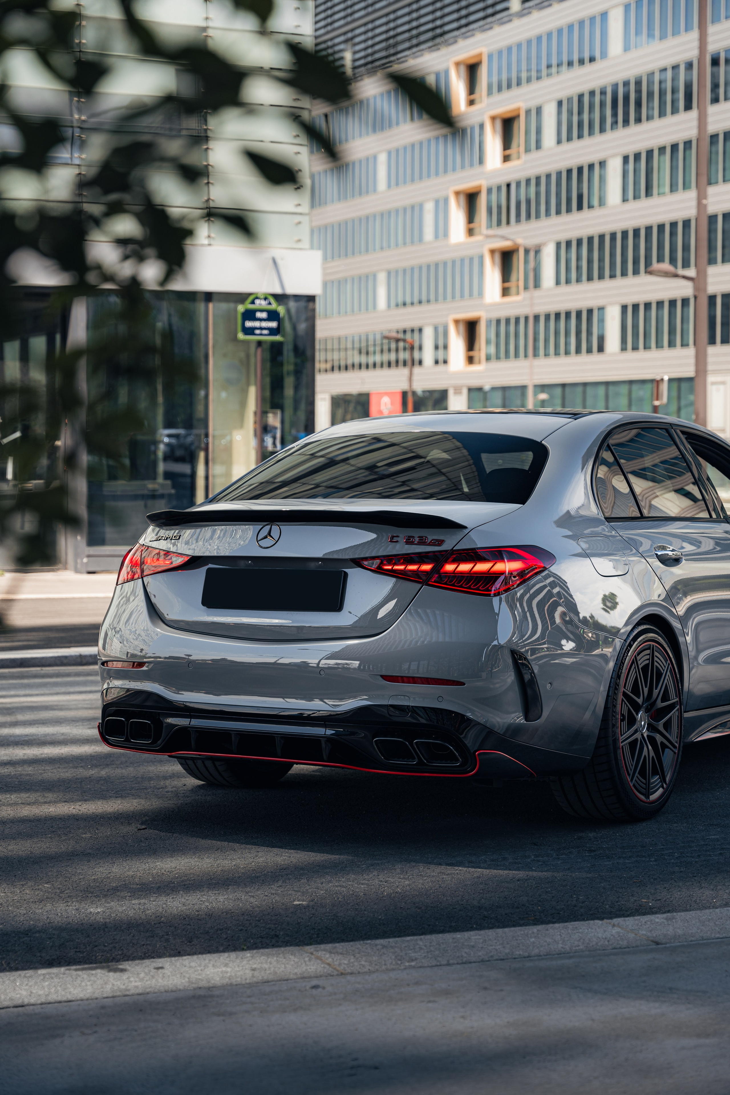 Mercedes-Benz C63S W207. Photographer in Paris — Vitalii Motruk
