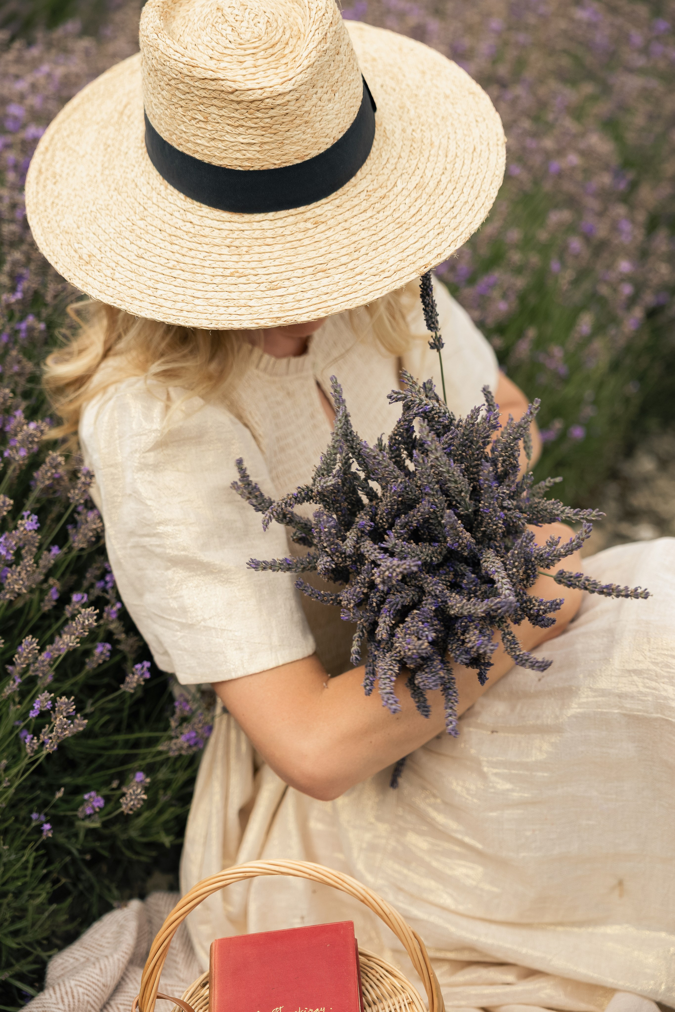 Lavender Picnics. PHOTOGRAPHER IN LONDON